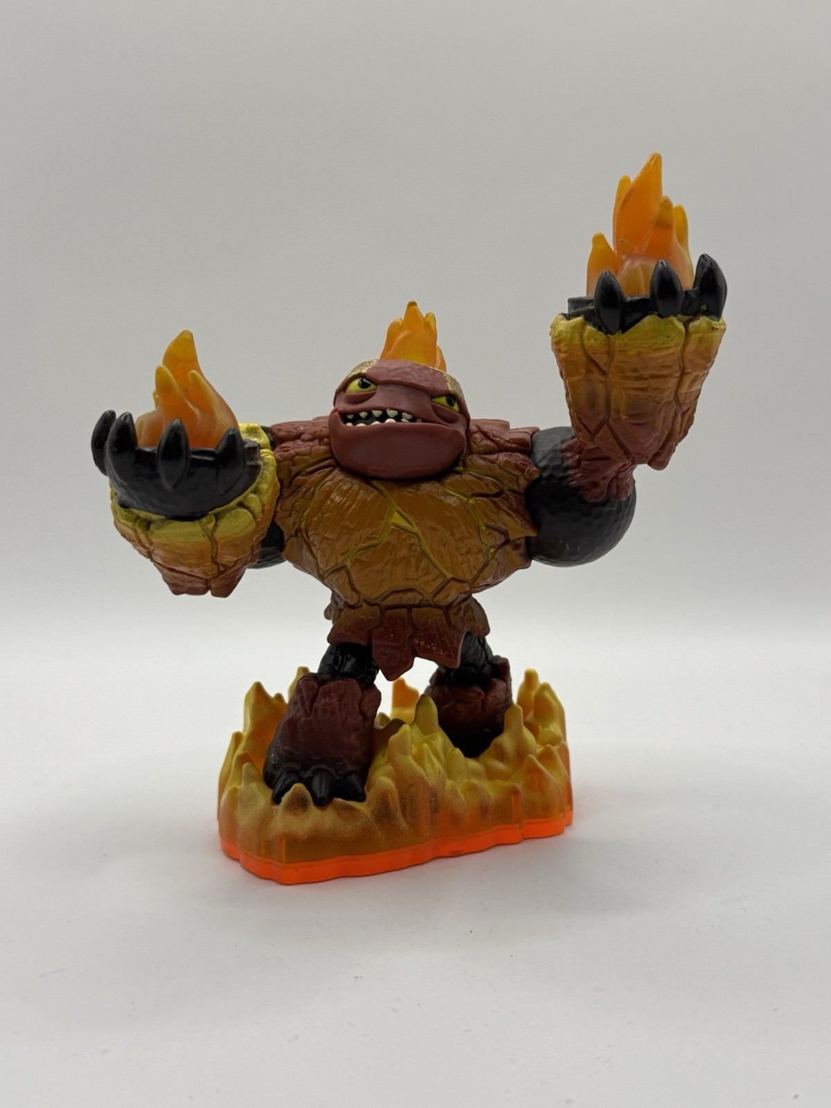 The Skylanders Portal of Power (Model 0000502) With Figures Lots TESTED/WORKING