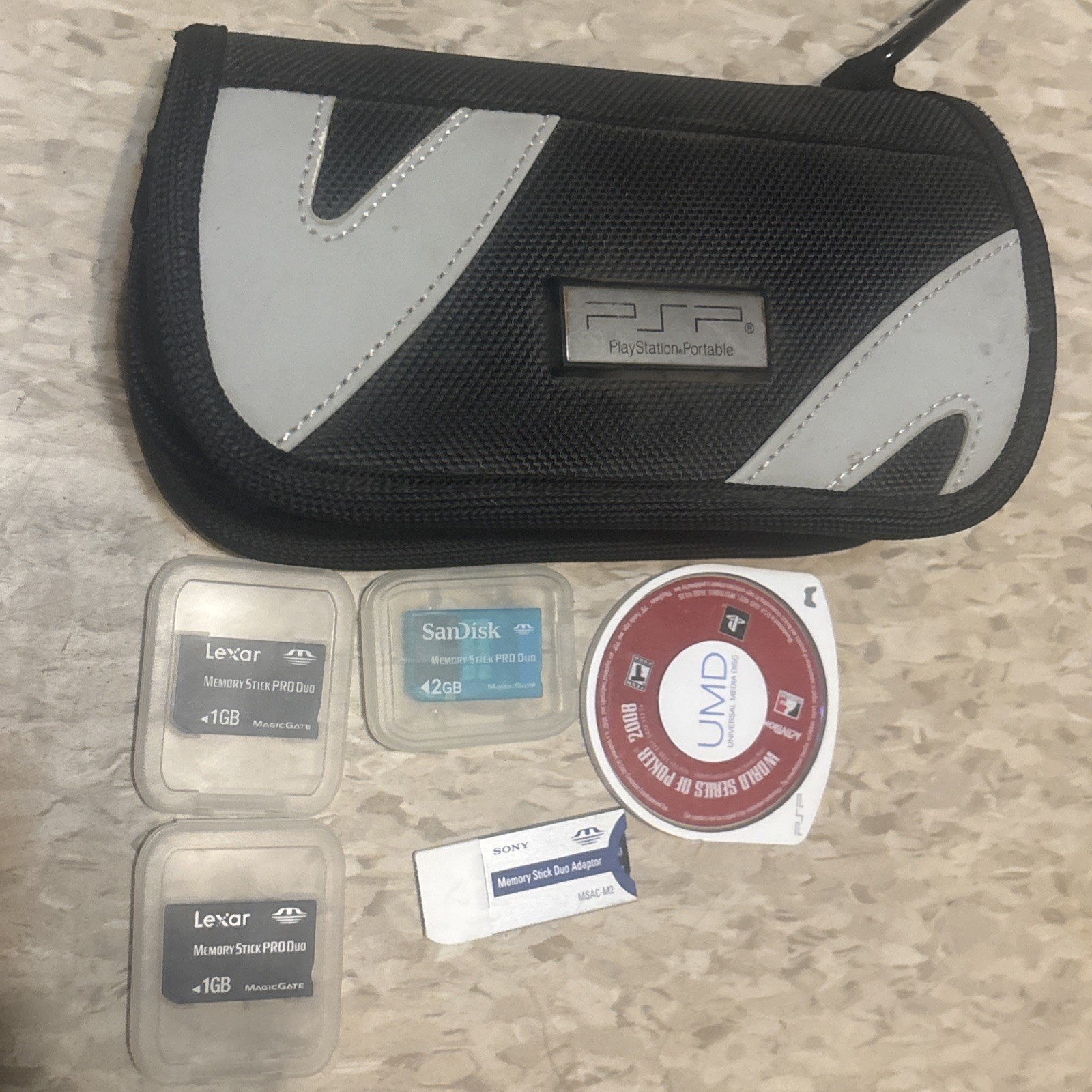 Sony PSP lot OEM Carrying Case Travel soft hard case lot + memory sticks/game
