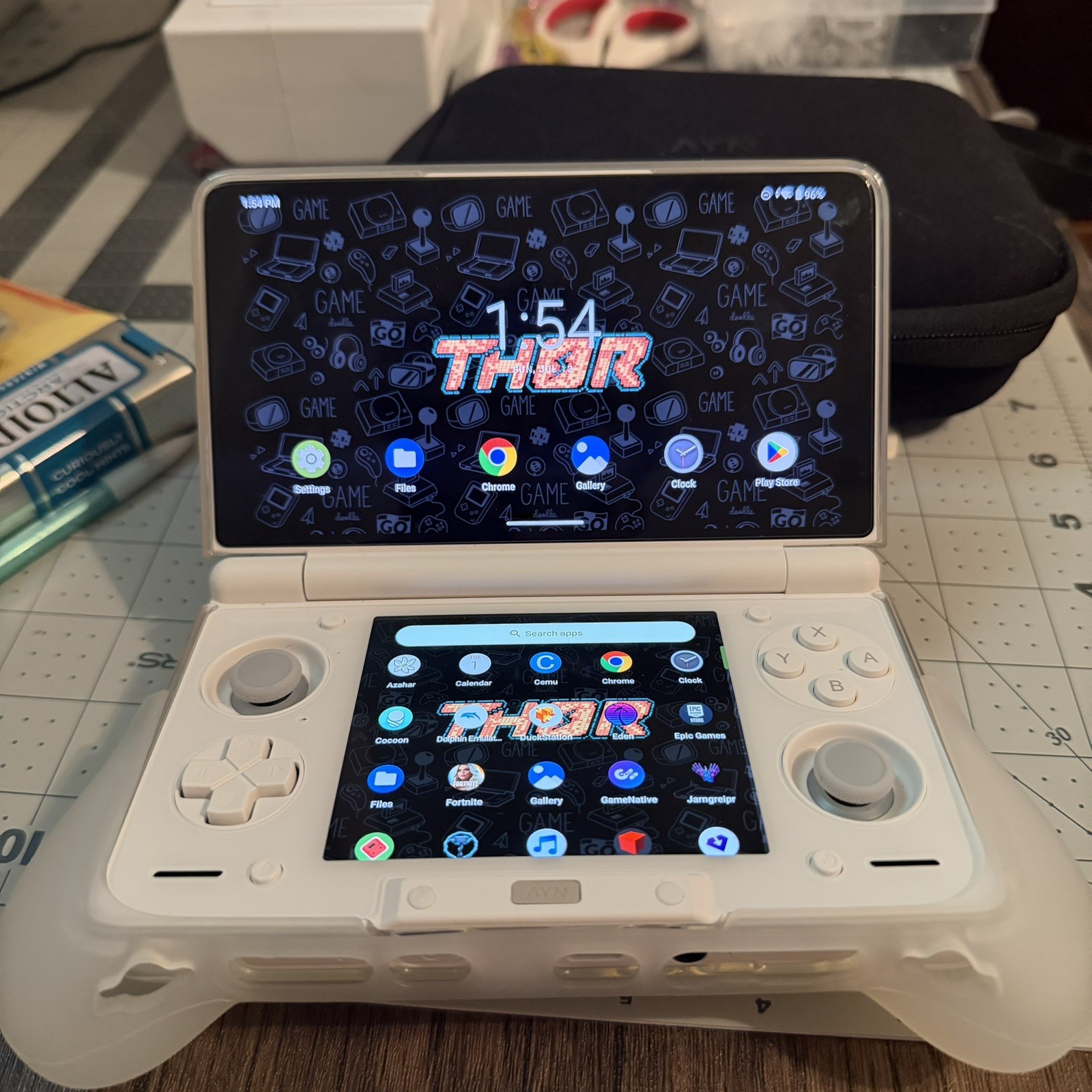 Ayn Thor Max White 16GB RAM + 1TB Storage – Handheld Console(Batch 5)