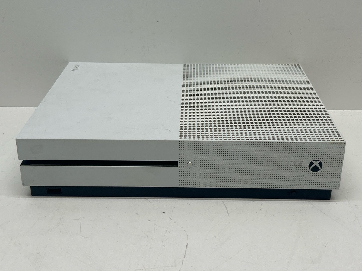MICROSOFT XBOX ONE S – CONSOLE – 500GB – 1681 (P19020681)