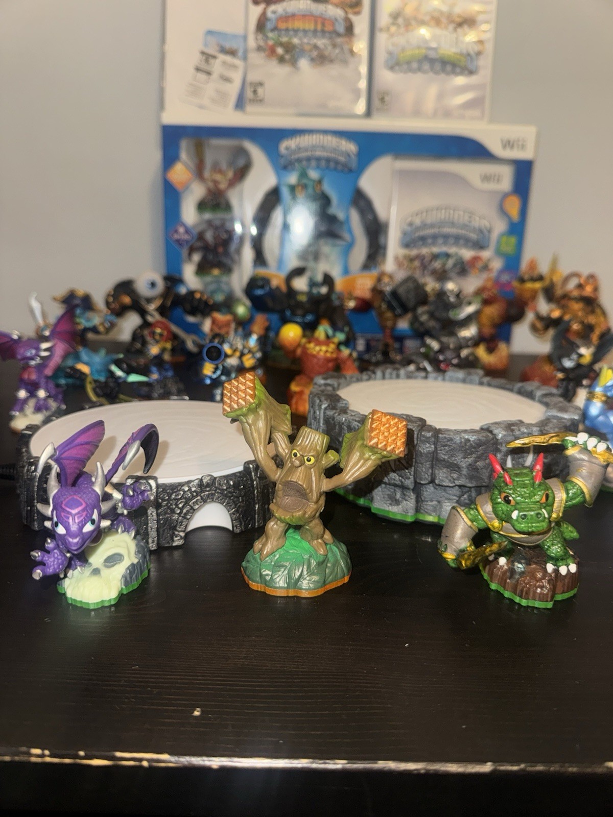 Activision Skylanders Spyro’s Adventure, Giants And Swap Force Wii lot of 28