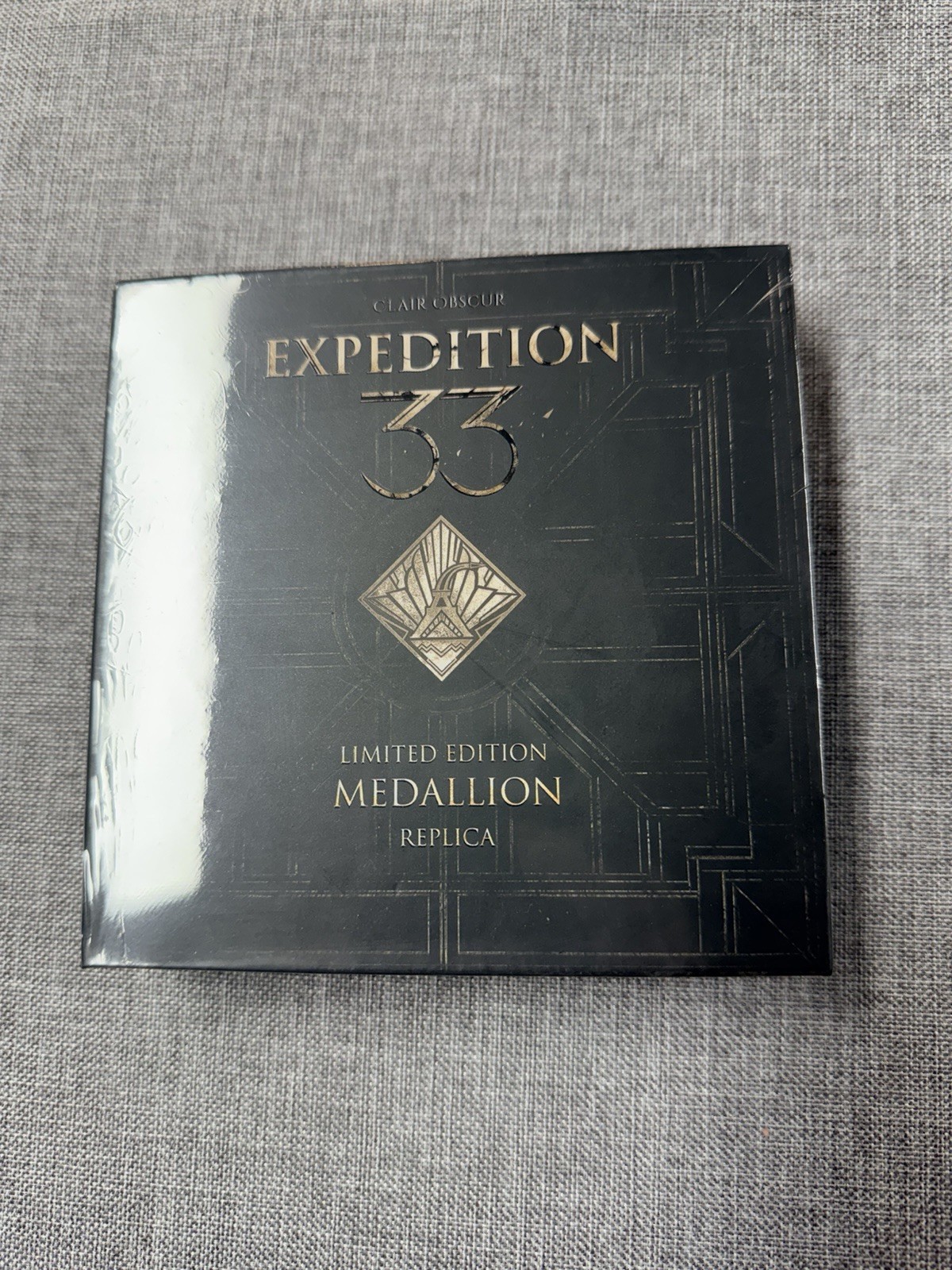 Clair Obscur Expedition 33 Lumiere Limited Edition Medallion /3333