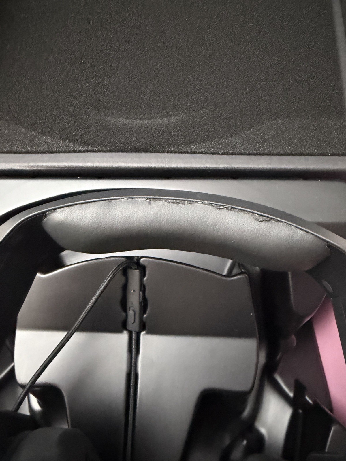 Razer Meka Overwatch D.Va Over-Ear Headset 3.5mm On-Cable Mic Black/Pink