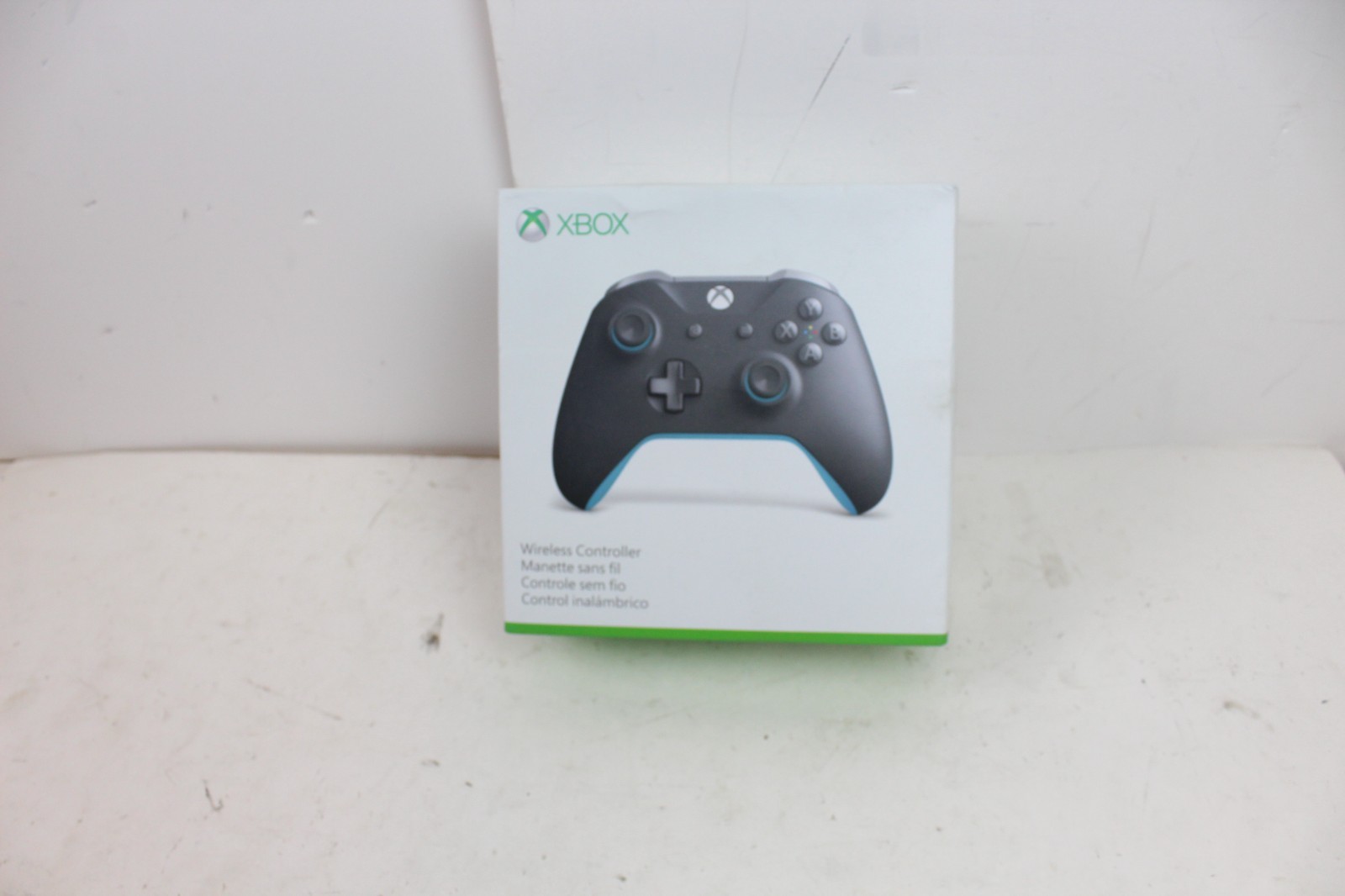 Microsoft Xbox One Wireless Controller Model 1708 Gray Light Blue Wireless