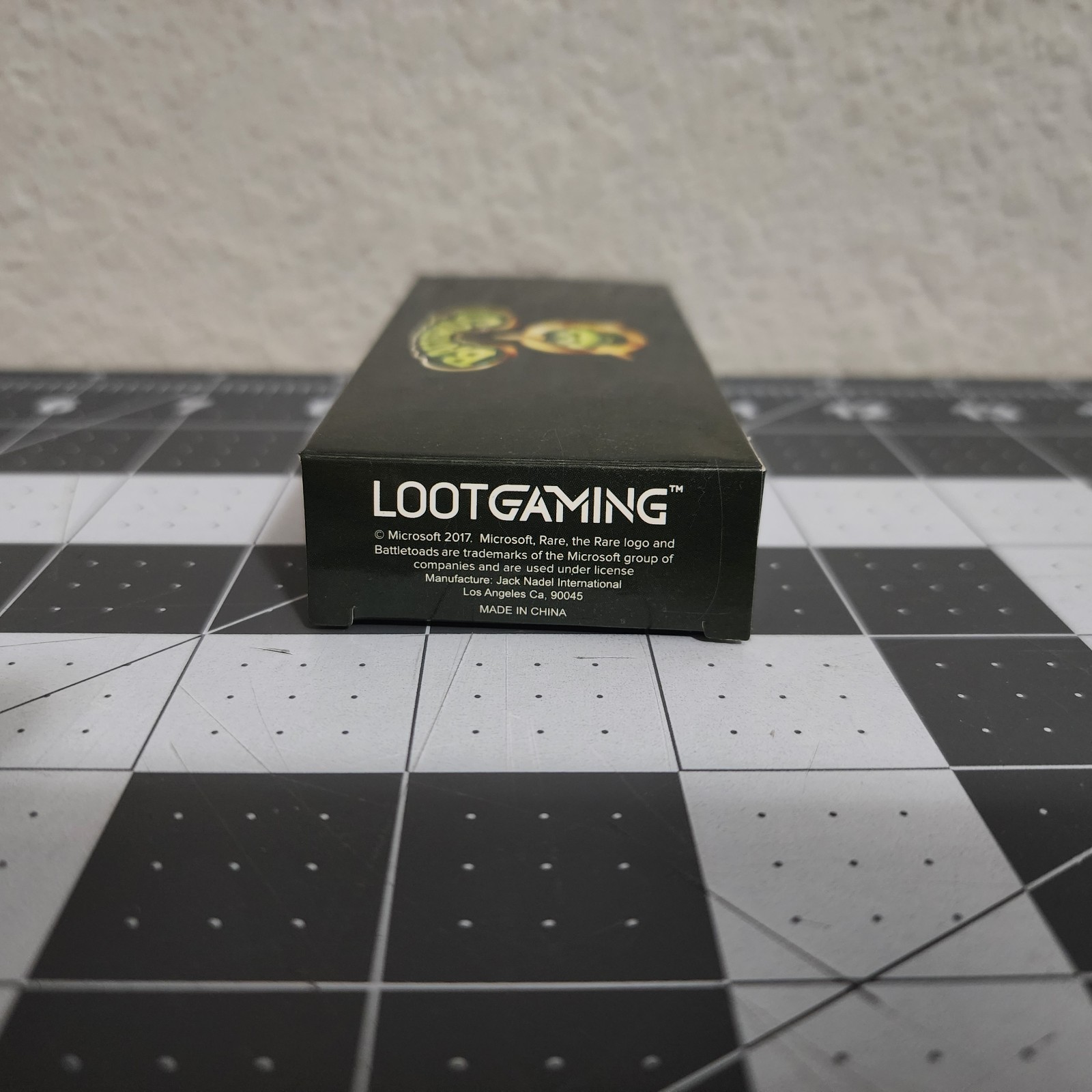 Battletoads Gold Belt Buckle – June 2017 Loot Crate Gaming Exclusive NES