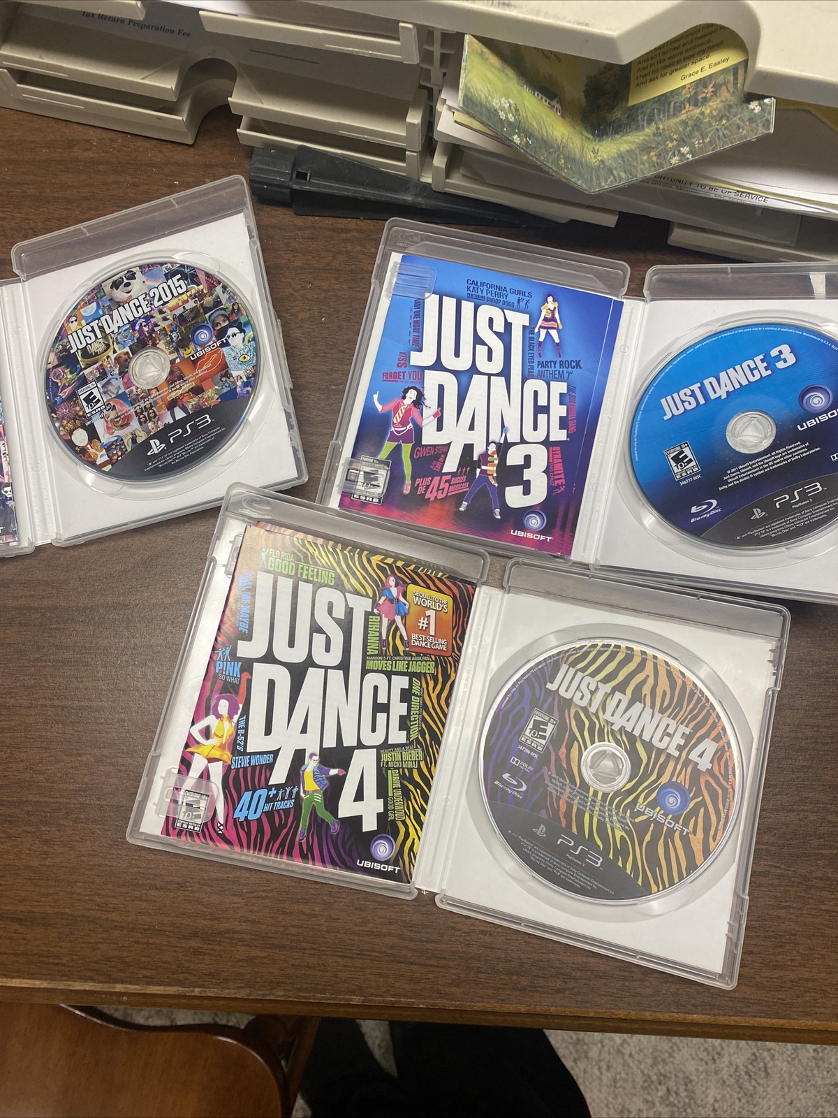 Just Dance 2015, 3, And 4 Playstation 3 Video Games Complete With Lot Of 3
