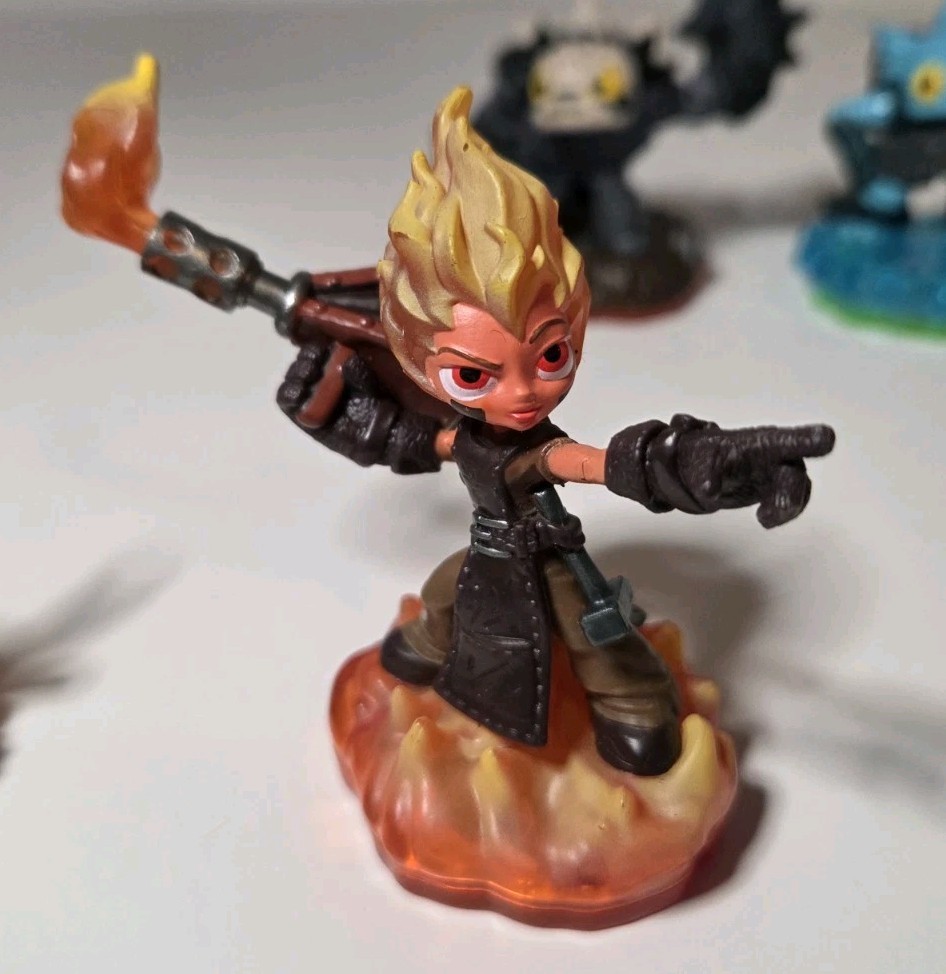 Skylander Lot Of 5 Trigger Snappy Fist Bump Torch Drobot Gill Grunt Activision