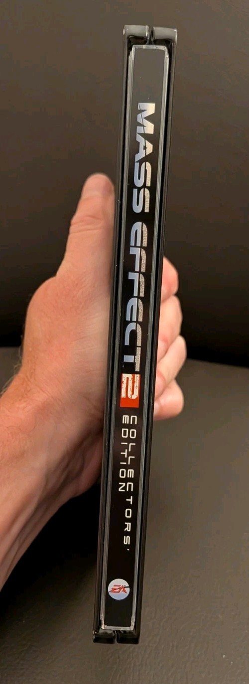 Mass Effect 2 Collector’s Edition Steelbook (Xbox 360, 2010)