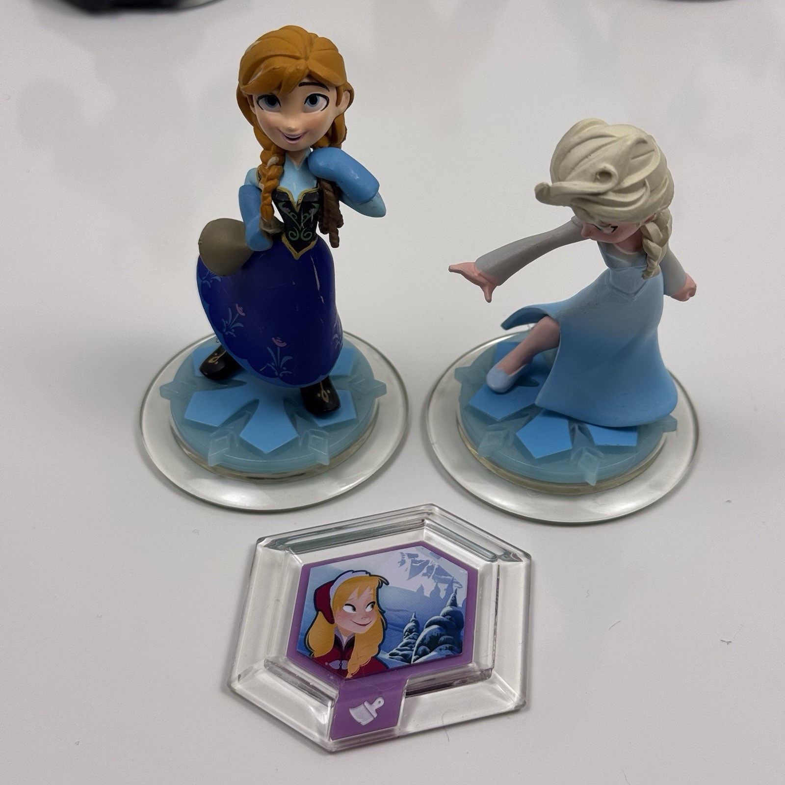 Disney Infinity Mixed Lot Marvel Frozen Pirates Incredibles Video Games & Dock