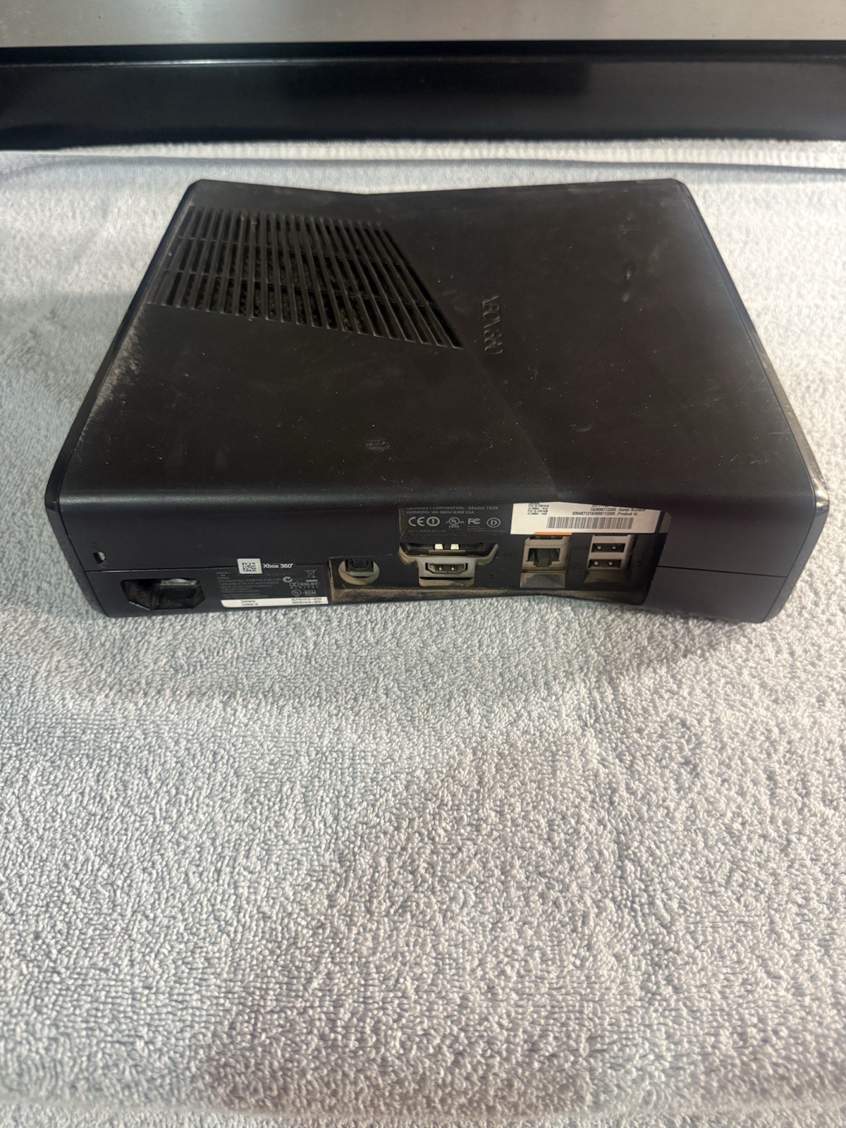 Xbox 360 S Slim 4GB Model 1439 Matte Black *Console Only* TESTED WORKING