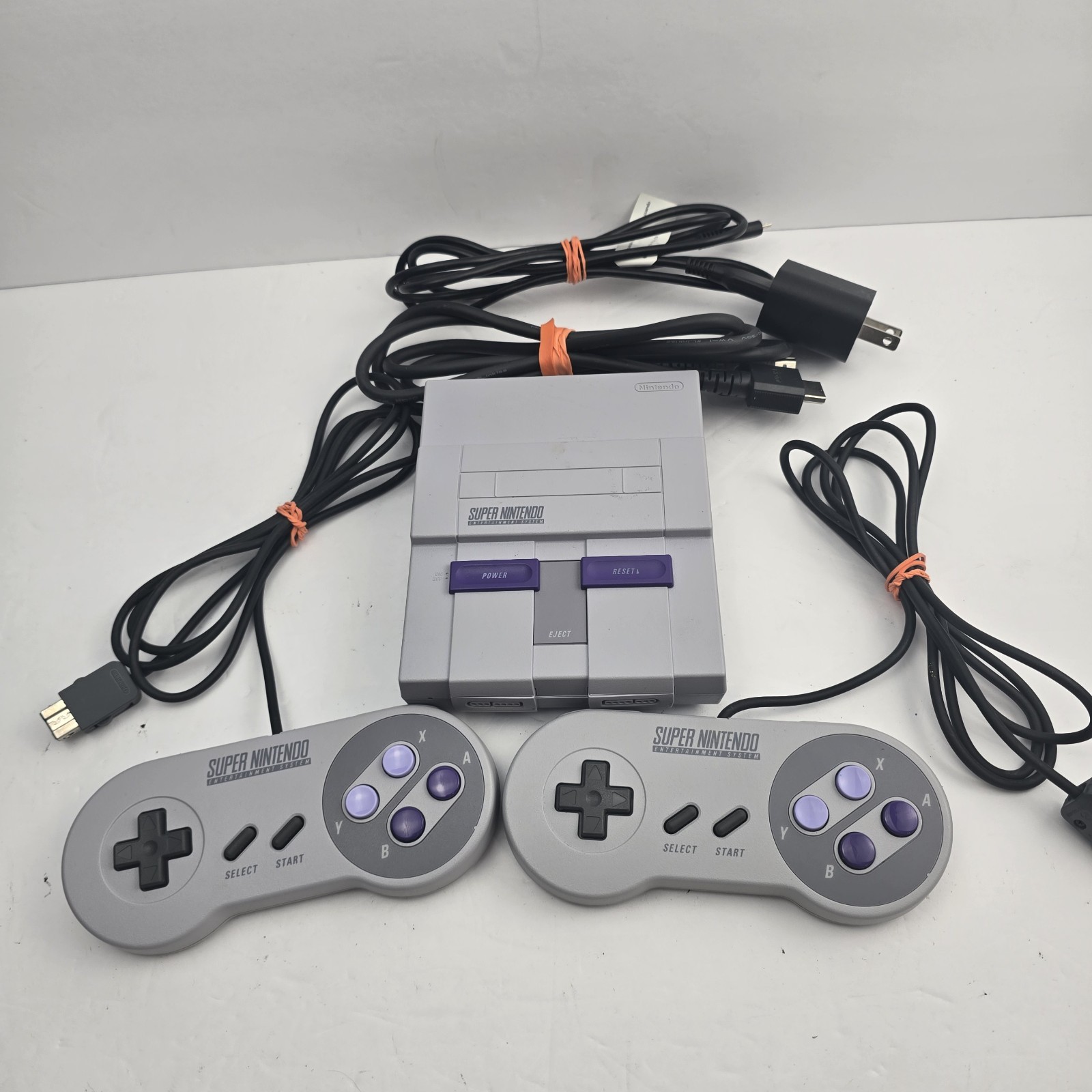 Nintendo SNES Classic Edition Mini Console 2 Controllers HDMI Power Cables