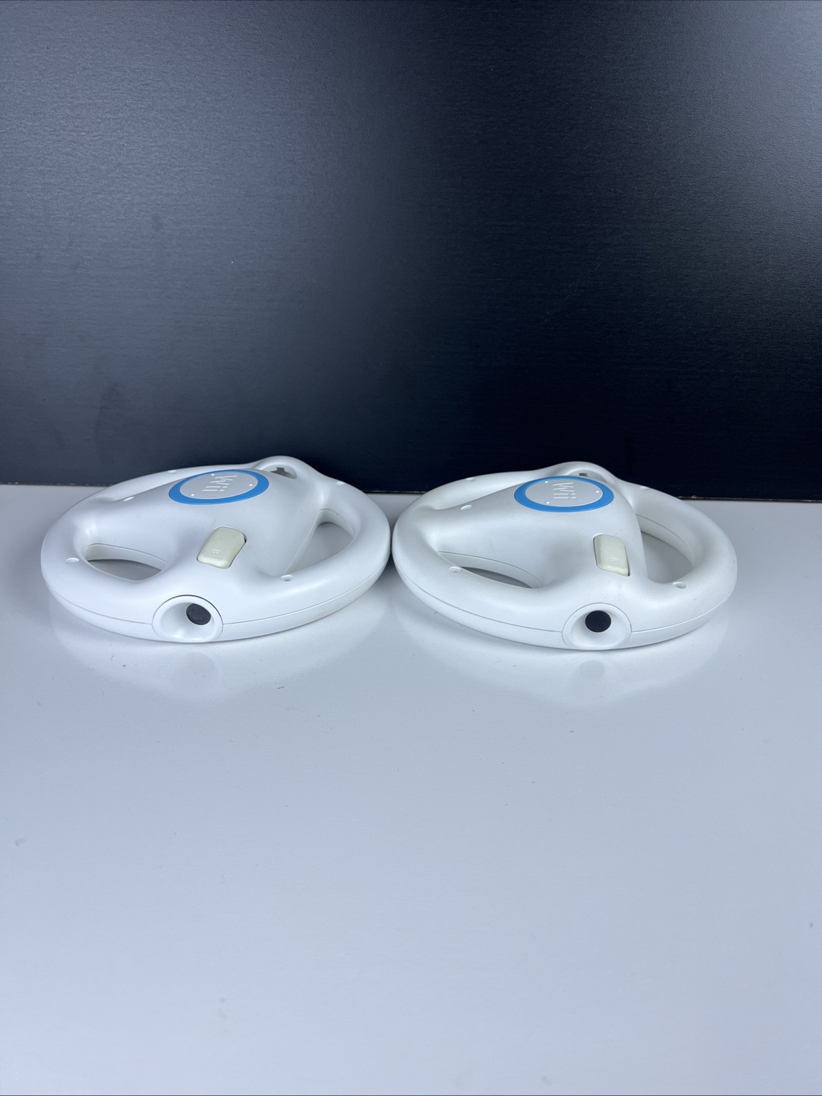 Genuine Nintendo Wii Wheel White Mario Kart Lot of 2 OEM RVL-024