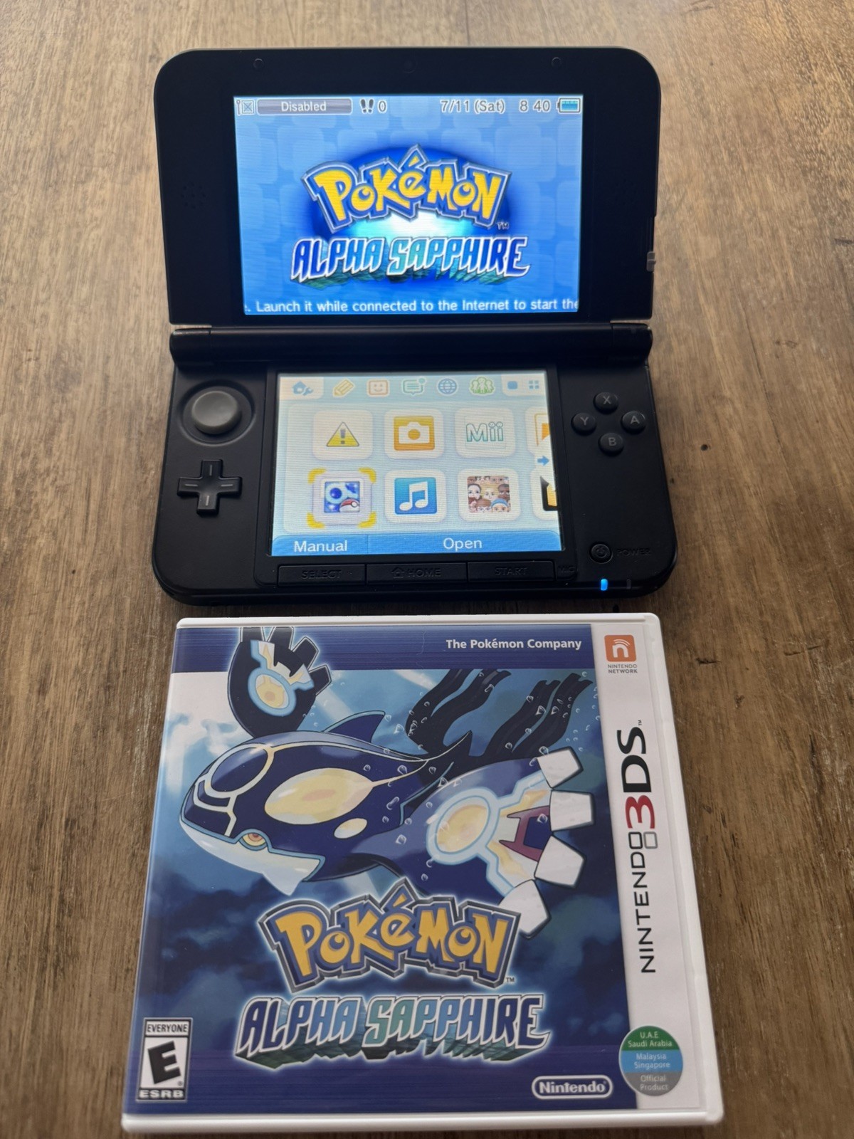 Nintendo 3DS XL Blue/Black | English | Charger | Pokemon Alpha Sapphire | TESTED