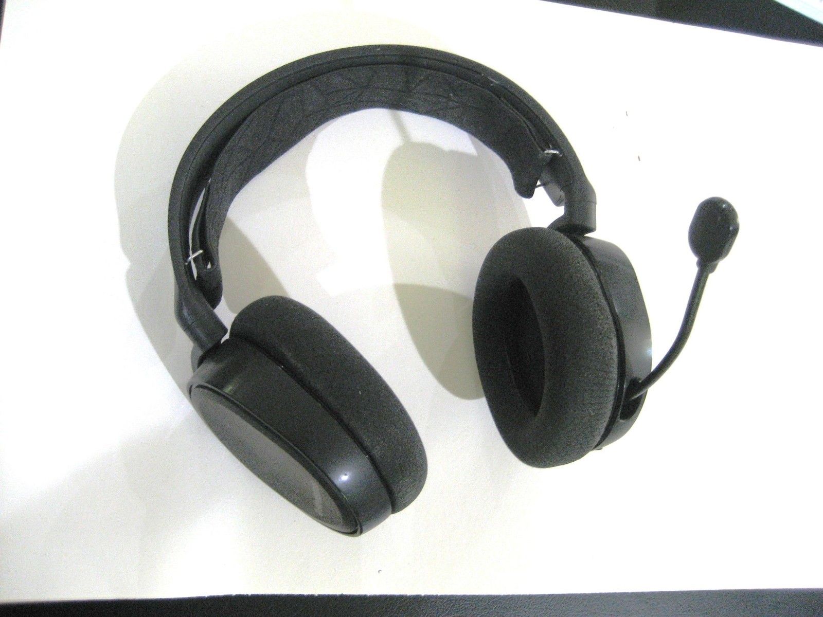 Steelseries Arctis Wireless Gaming Headphones – Untested