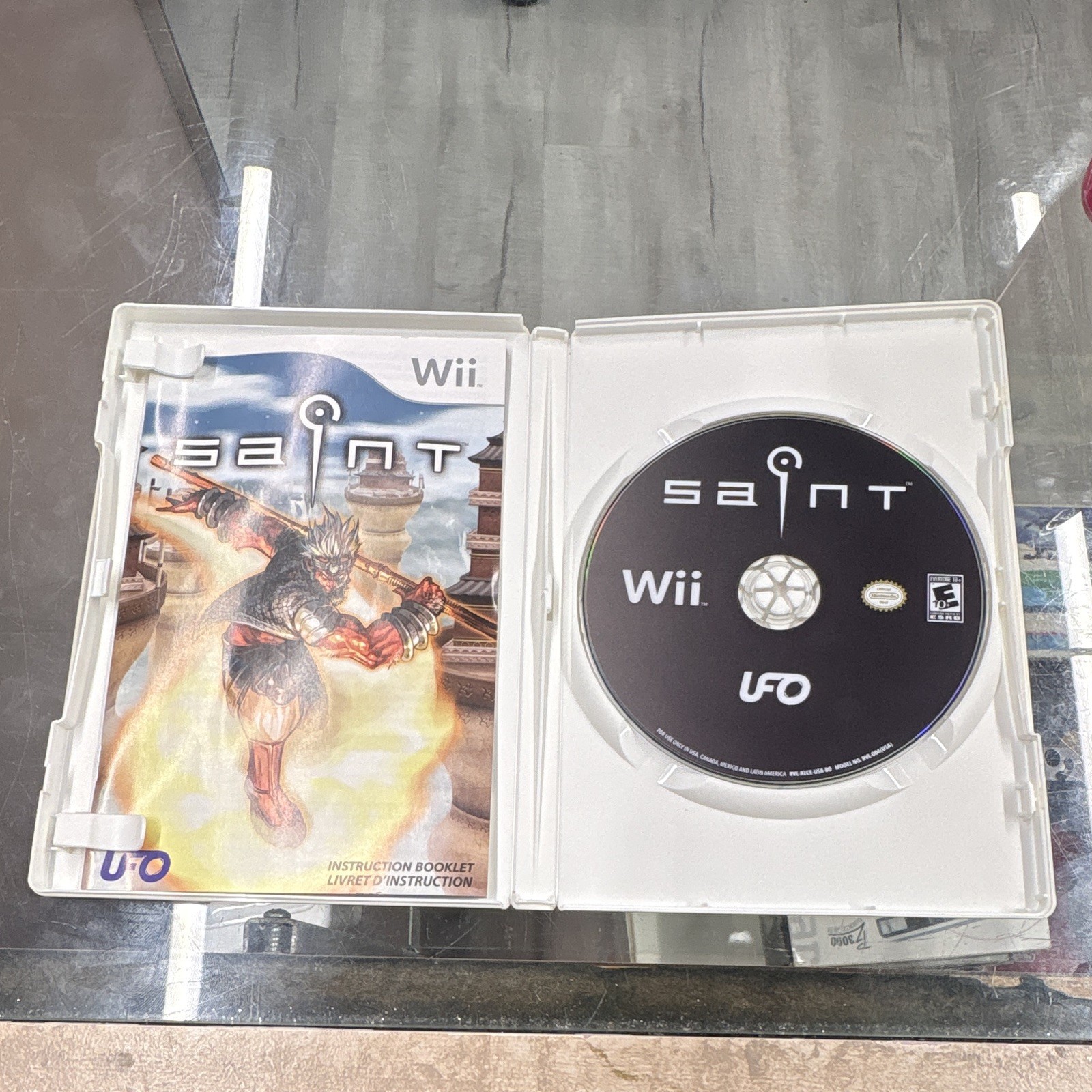 UFO Interactive Saint Nintendo Wii Action & Adventure E10+ NTSC-U/C Manual Case