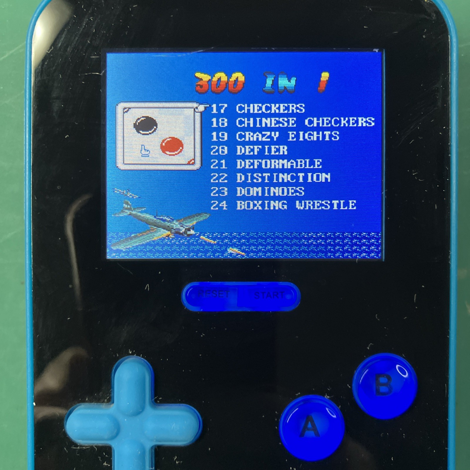 My Arcade Go Gamer Retro Portable Gaming System. Handheld. 300 Games. VERY GOOD.