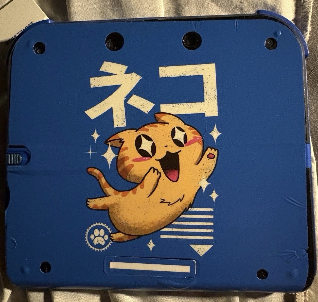 Nintendo Blue 2DS (Fully Working, Few Flaws) (SD not included) (SEE PICS)