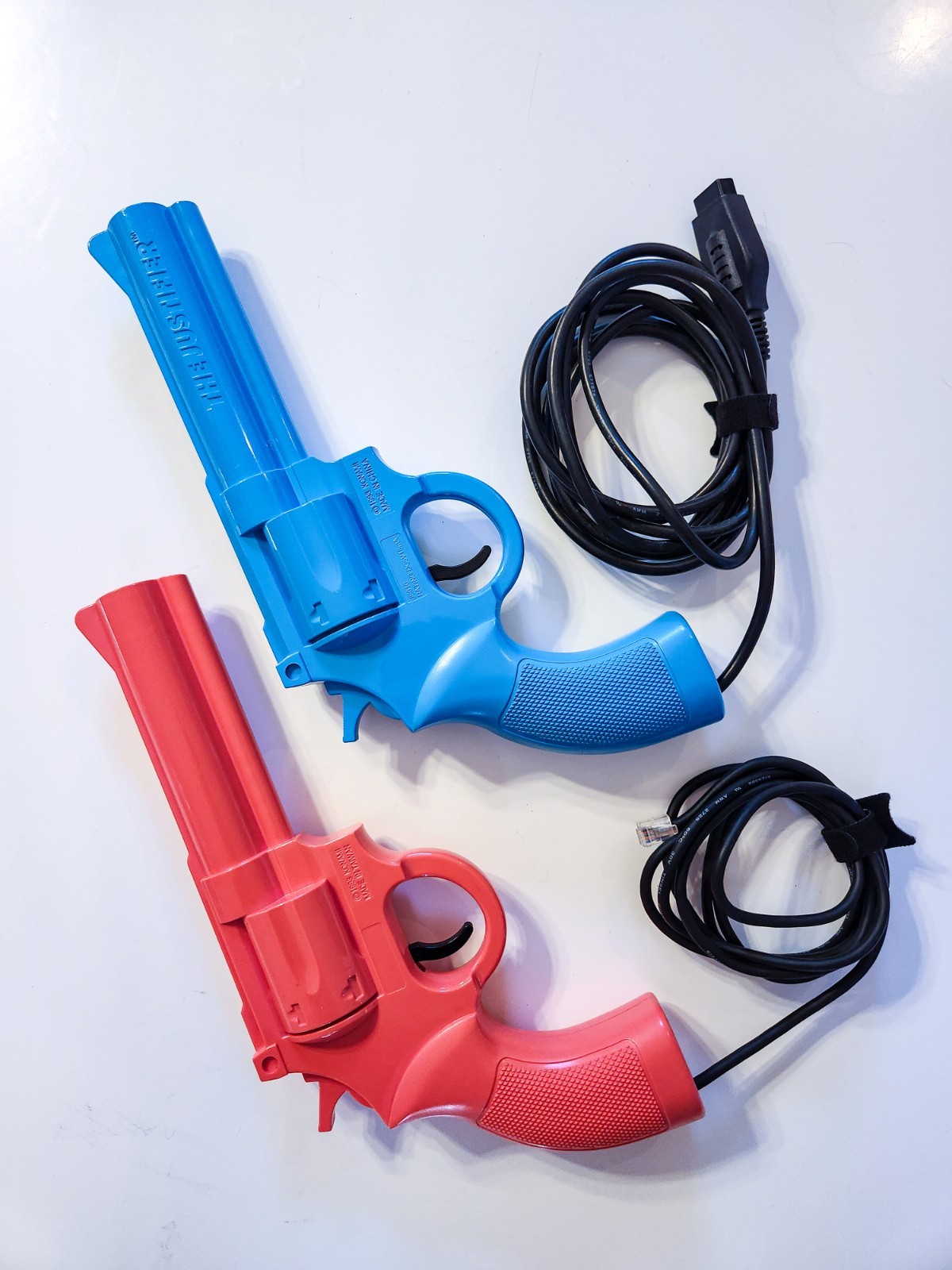 Konami Justifier Blue Pink Light Gun Pair Sega CD Genesis CRT Untested
