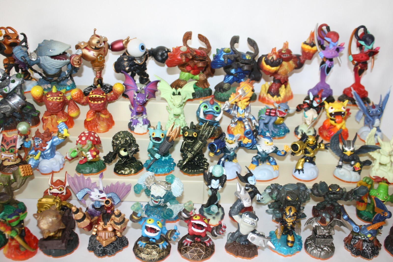 Skylanders Giants Figures Buy 4 Get 1 Free Finish Your Collection Free Shipping