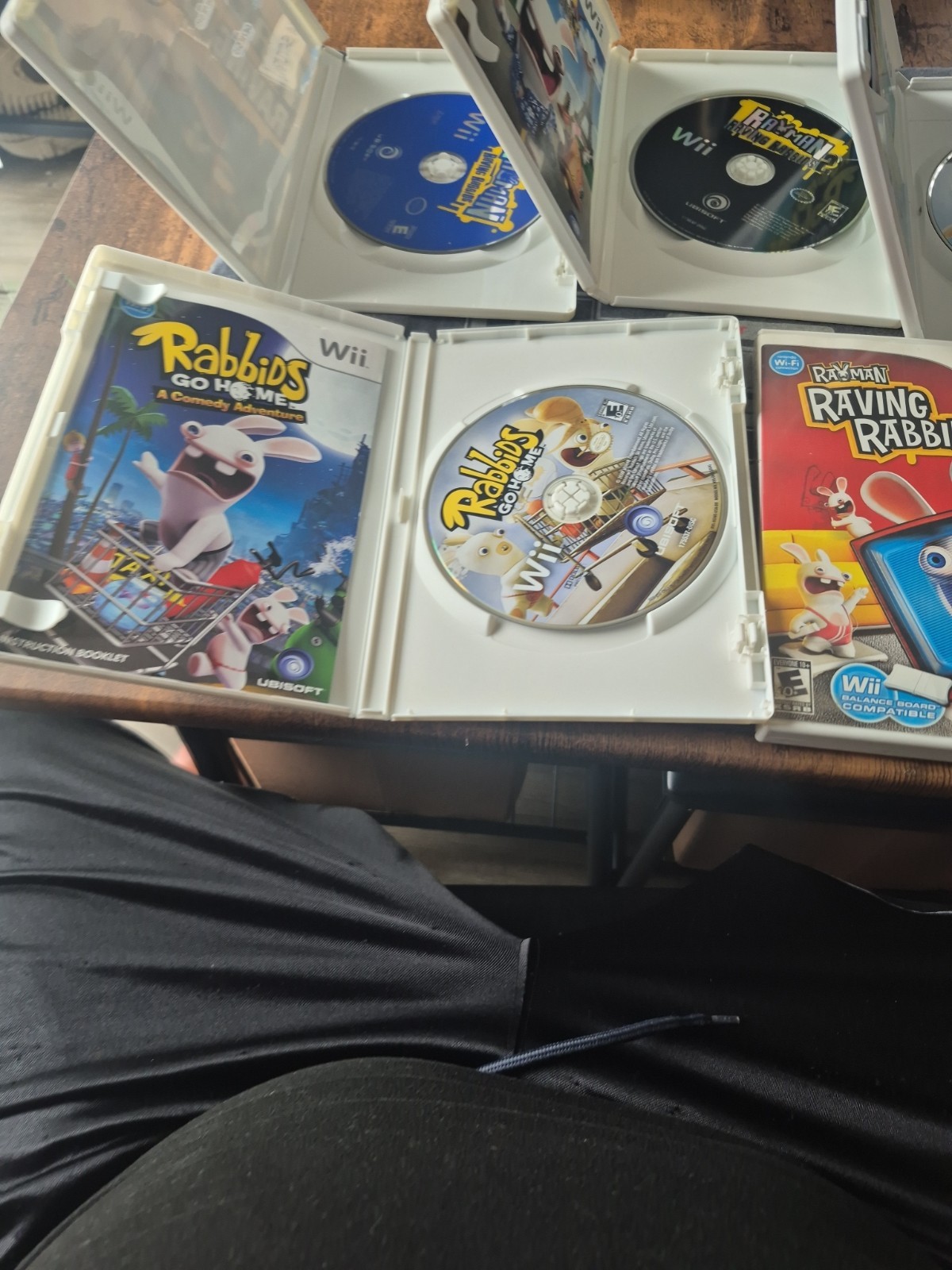 Nintendo Wii RAYMAN RAVING RABBIDS 5 Game CollectionFUN