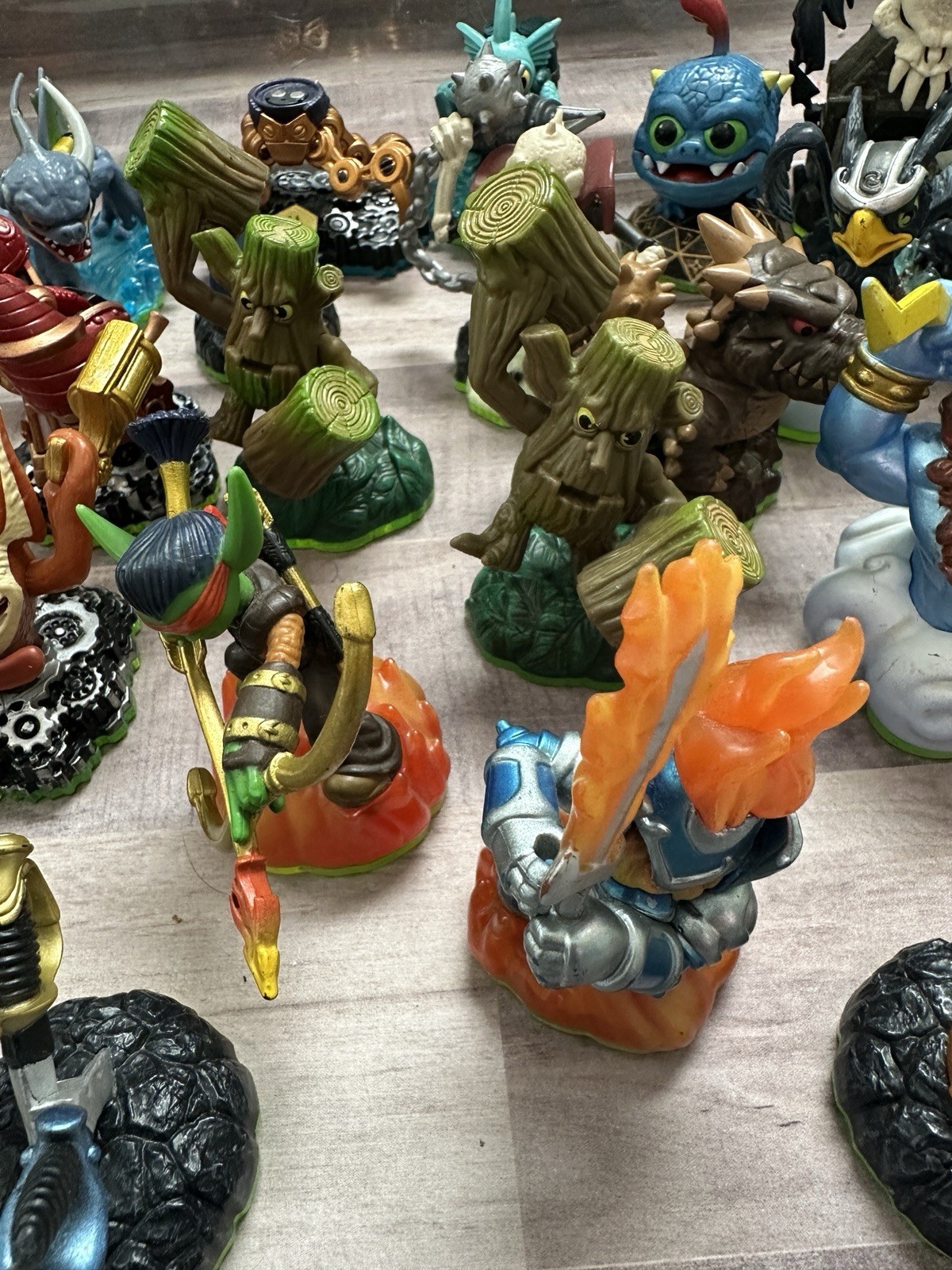 Mixed Lot of 41 Skylanders figures plus 3 portals Giants, Spyro, more
