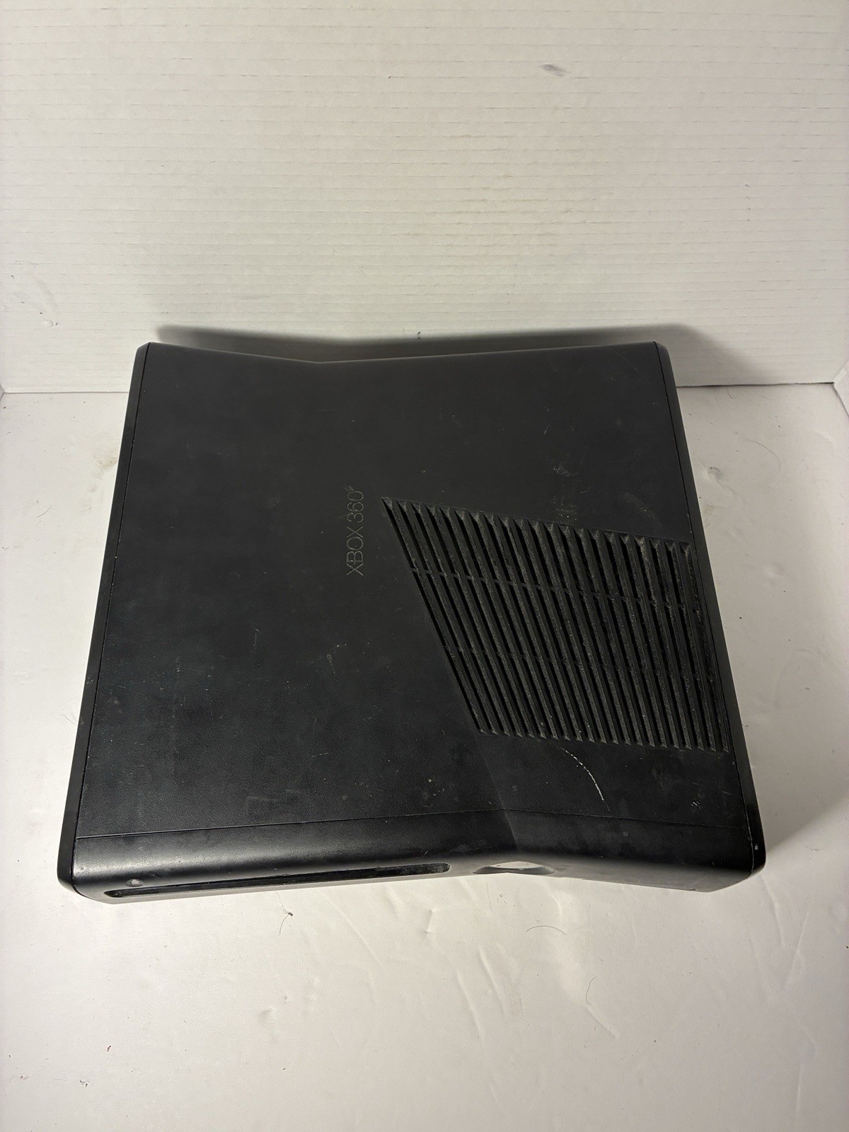 Xbox 360 S Slim 4GB Model 1439 Matte Black *Console Only* TESTED WORKING