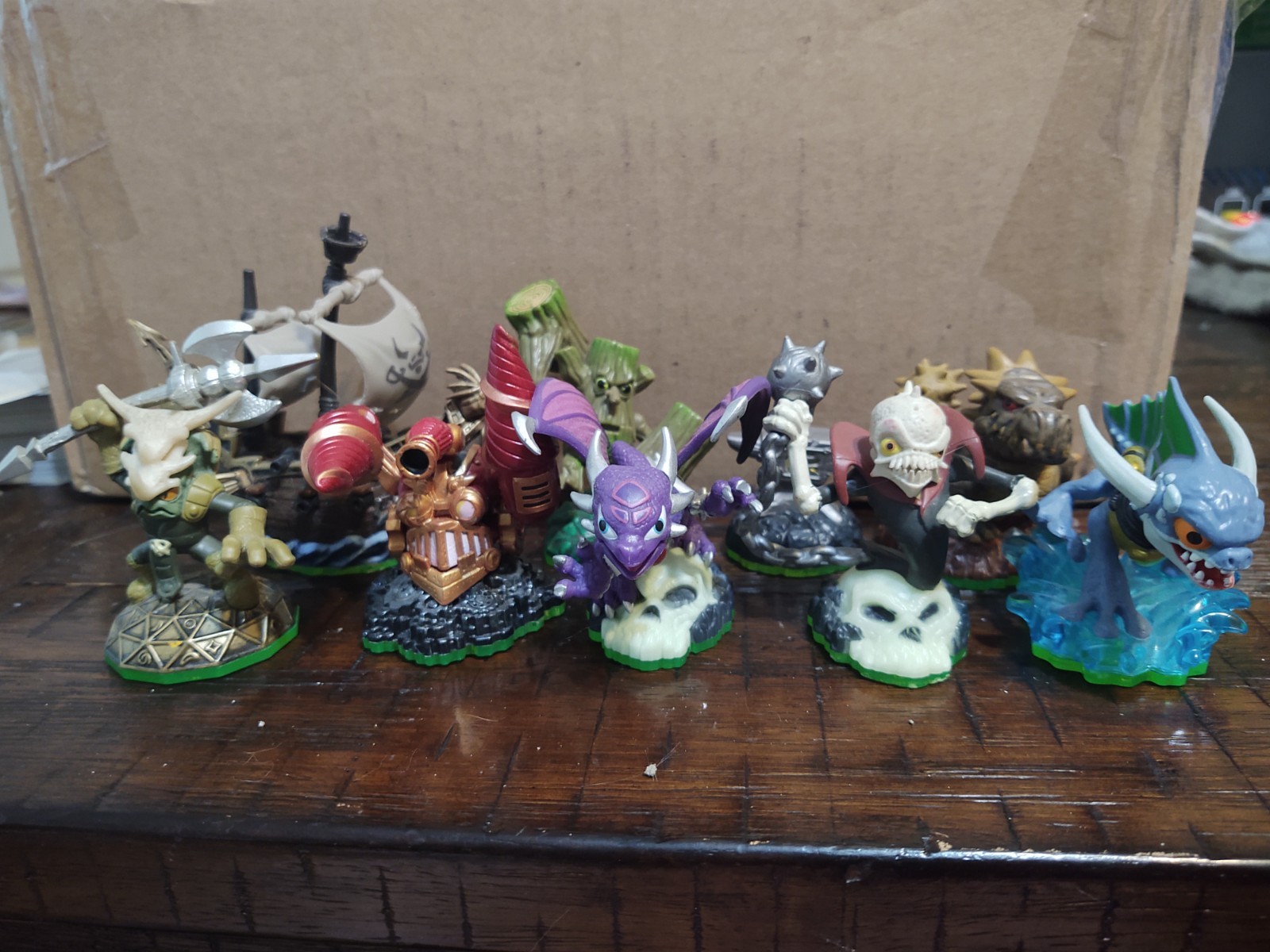 Skylanders Spyro’s Adventure Figure Lot – Ghost Roaster Voodood Bash Cynder