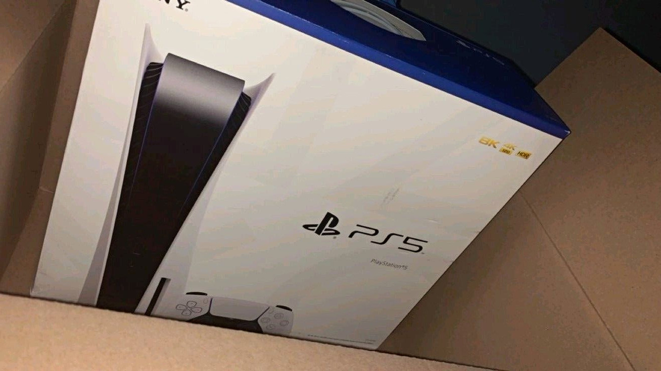 Sony PlayStation 5 PS5 Home Console 4K UHD White/Black w/ Controller Cables Box