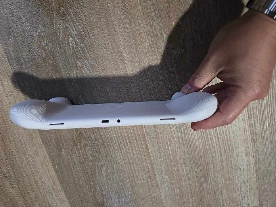 Logitech G Cloud Android Handheld System White