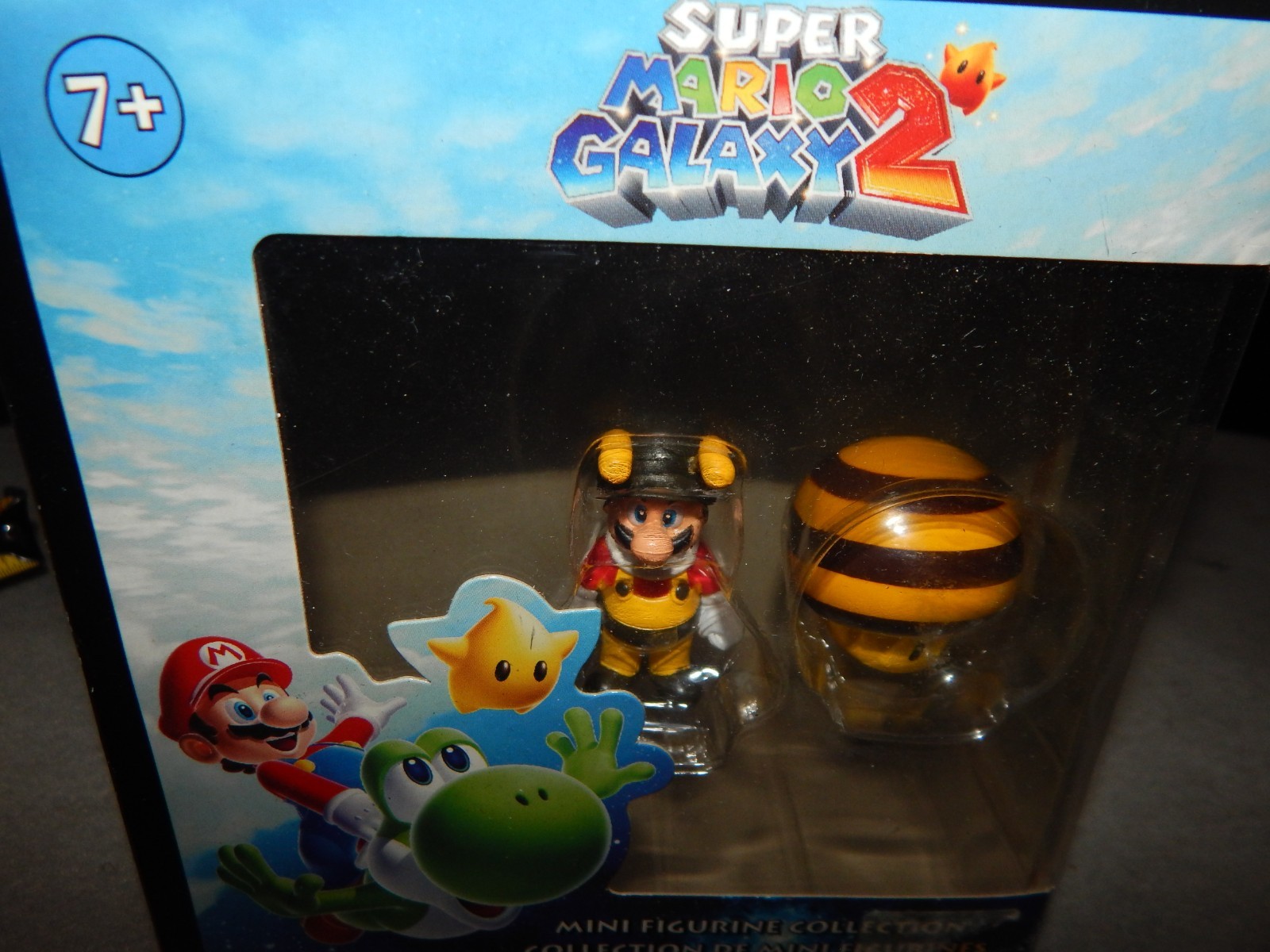 Super Mario Galaxy 2 Bee Mario & Bee Mushroom Figures NIB? Estate Find