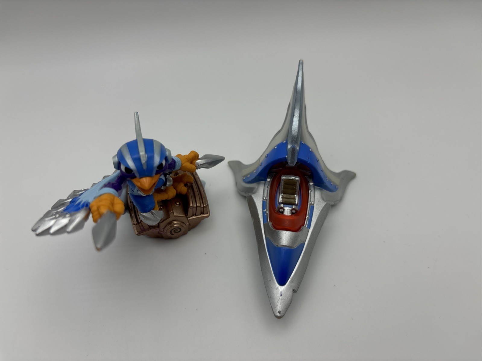 Skylanders Superchargers: Stormblade & Sky Slicer Two Figure Set – Activision