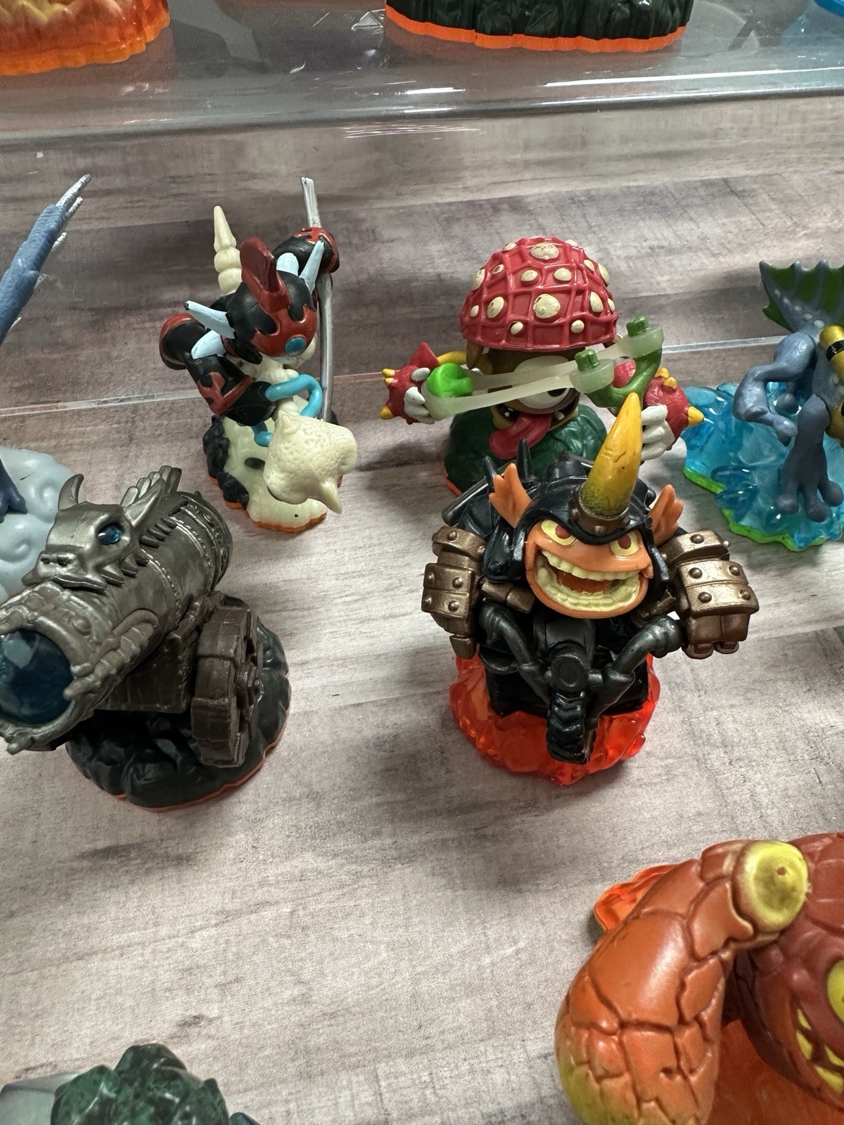 Mixed Lot of 41 Skylanders figures plus 3 portals Giants, Spyro, more