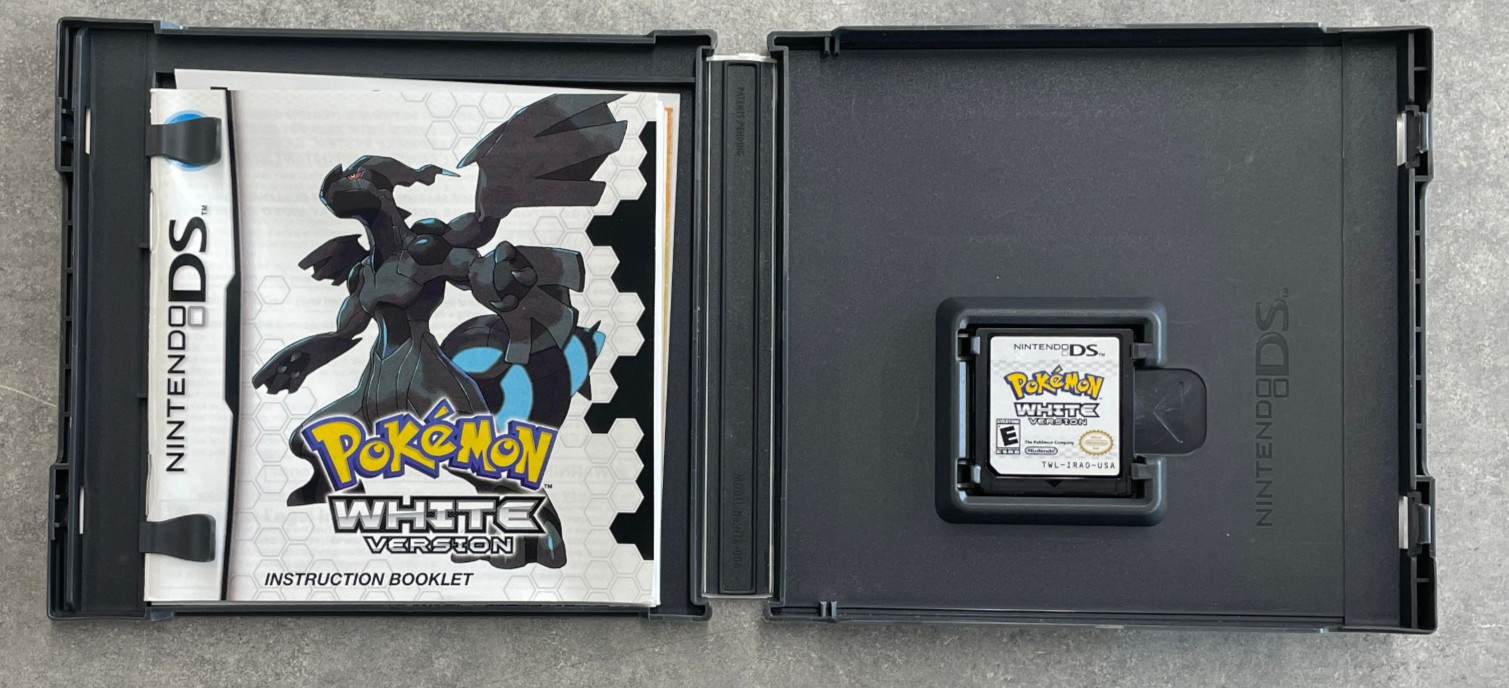 Pokemon White Version 1 AUTHENTIC GENUINE Nintendo DS 3DS 2DS XL COMPLETE CIB