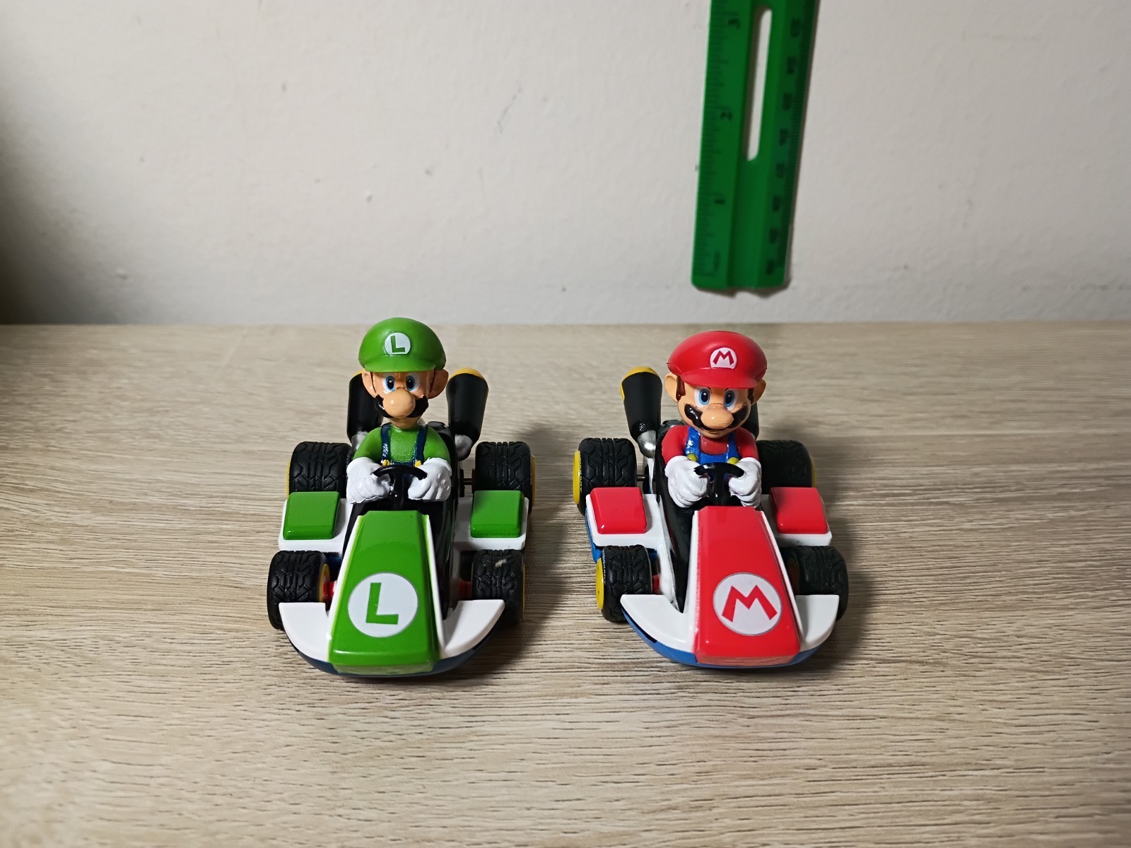 4-PK SUPER MARIO KART Carrera Pull-Back Racers 3″ Lot Yoshi Luigi Mario Jakks