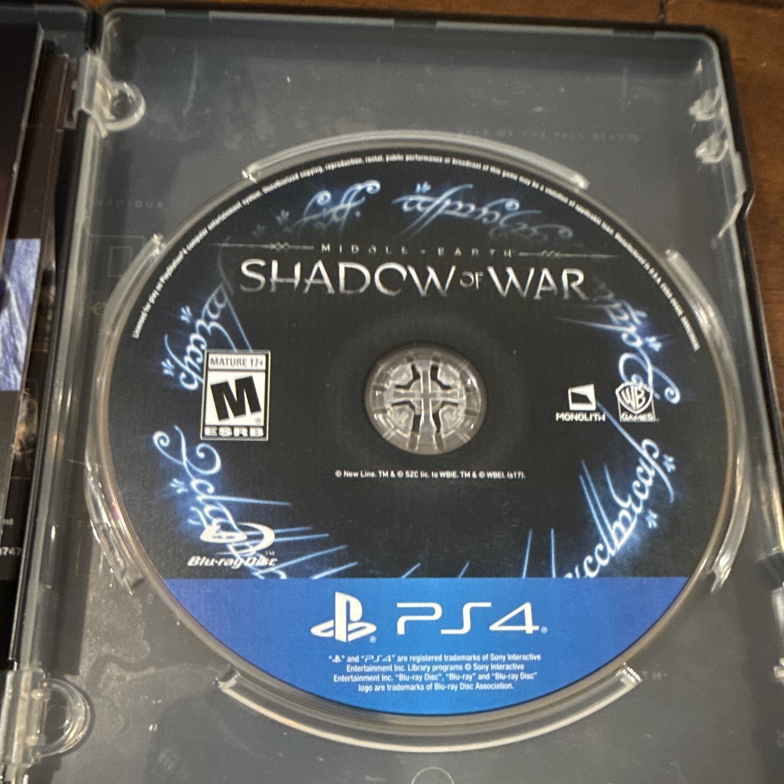Warner Bros. Middle-earth: Shadow of War Gold Edition SteelBook (PS4) with game