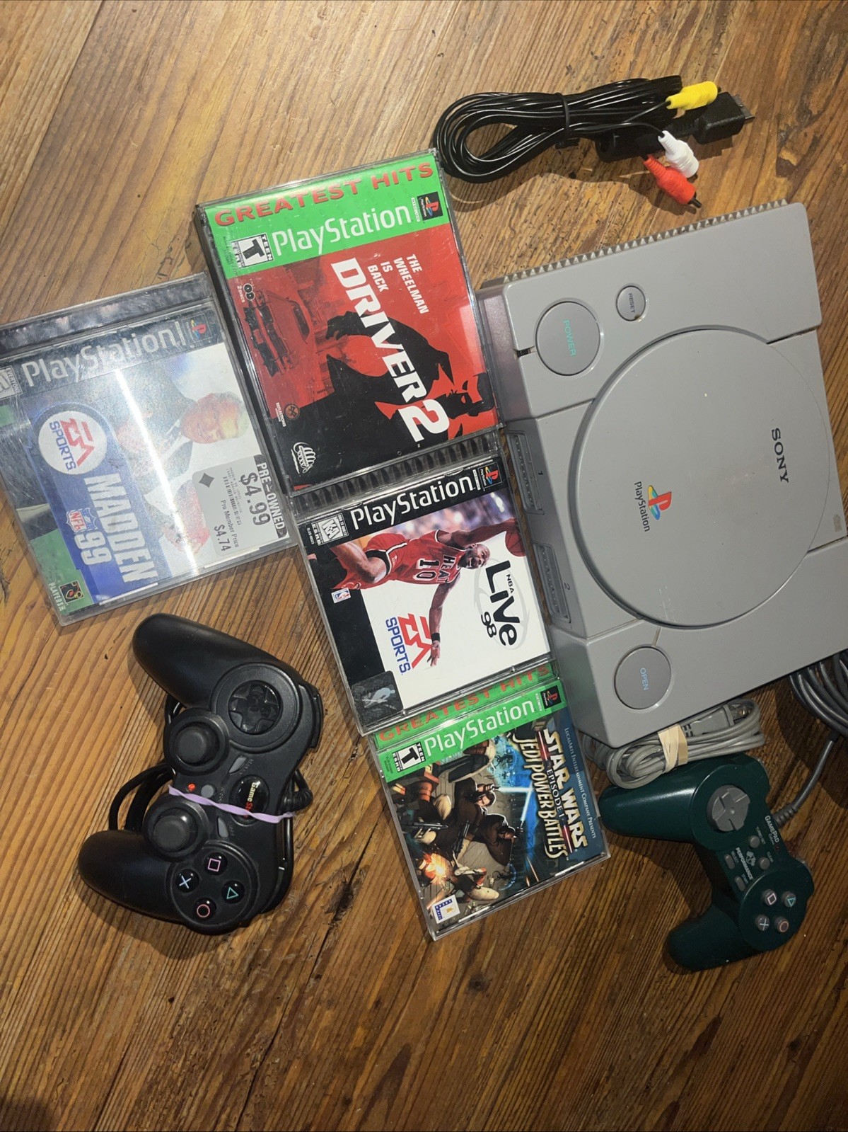 Sony PlayStation 1 PS1 Console SCPH-7501 Controllers Games Cords