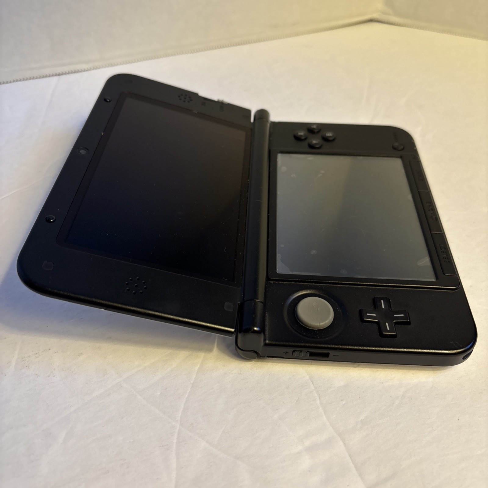 Nintendo 3DS XL Mario & Luigi Dream Team 4GB Handheld System Bundle W/ Charger