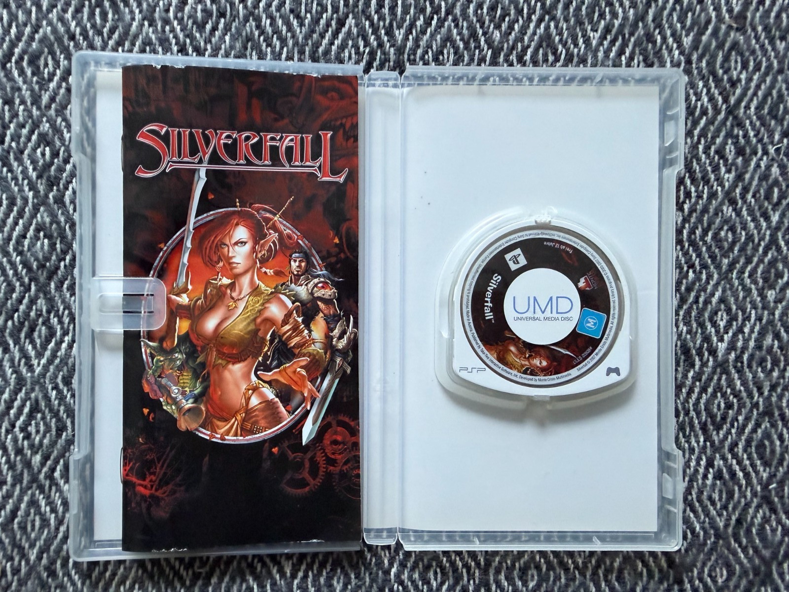 psp SILVERFALL Game *(Works In US)* REGION FREE PAL UK EXCLUSIVE Silver Fall