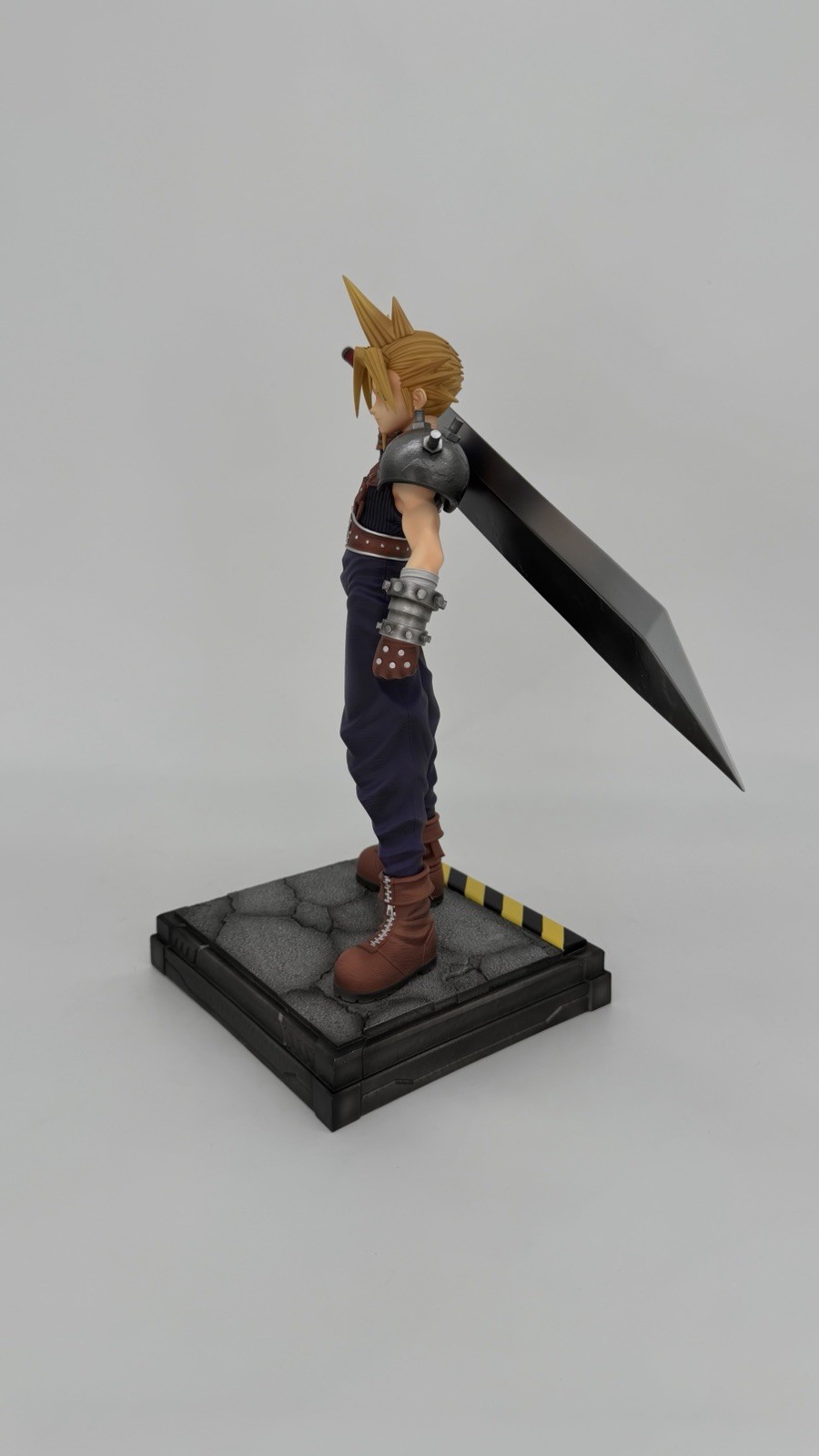 Final Fantasy VII Cloud Strife 1/6 Statue Dream Studio