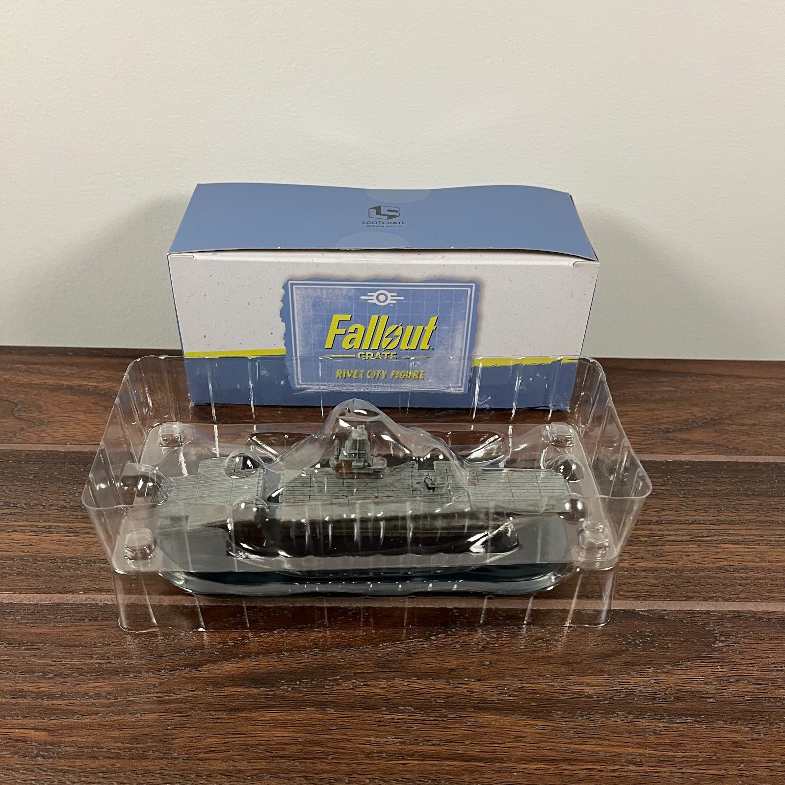 Fallout Crate Bethesda Rivet City Capital Wasteland Aircraft Carrier Figure New