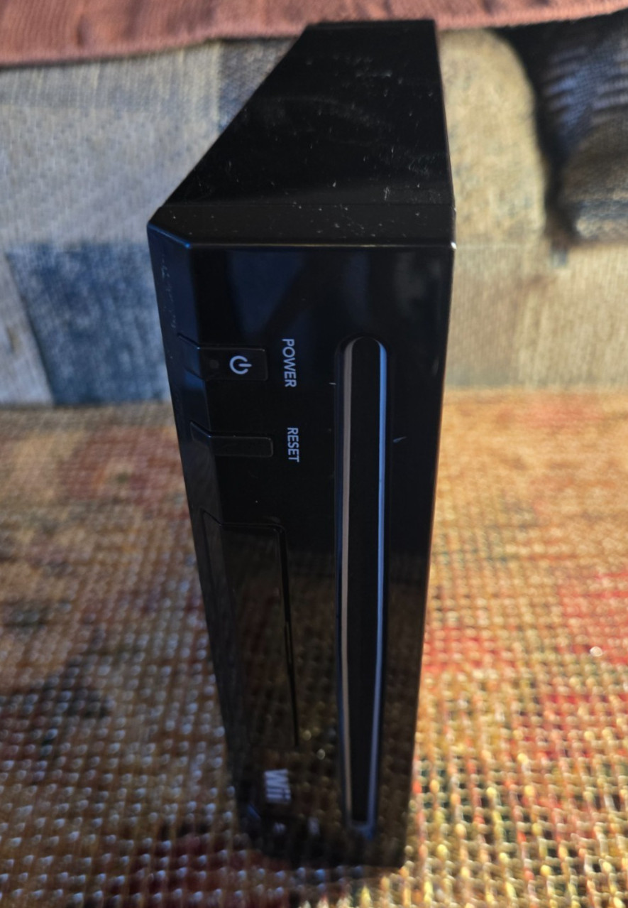 (1) Nintendo Wii Black Replacement Console RVL-101 TESTED & WORKS