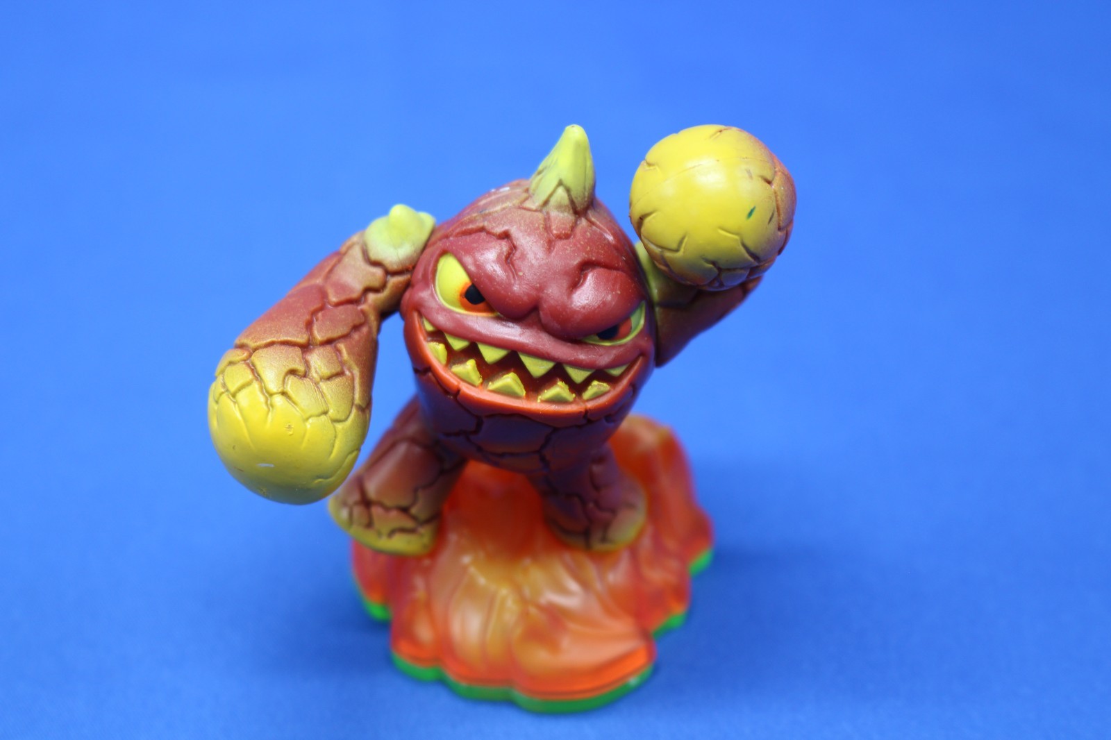 Skylanders Spyro’s Adventure Bash Eruptor Boomer Figure Lot