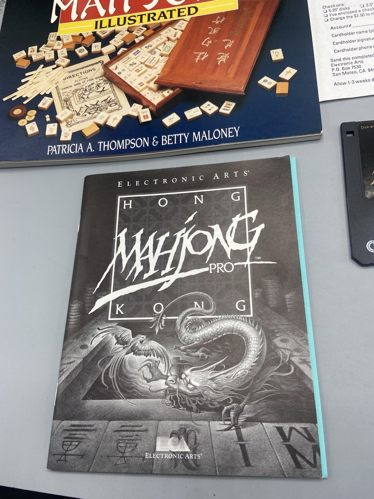 Hong Kong Mahjong Pro 1992 MS-DOS PC 2 Floppy Disks Manual Big box registration