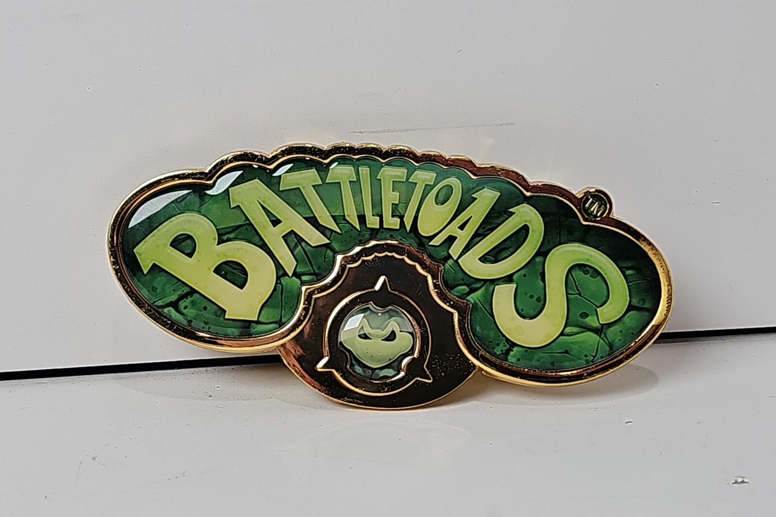 Lot Of 2 Battletoads Gold Belt Buckle – June 2017 Loot Crate Gaming Exclusive