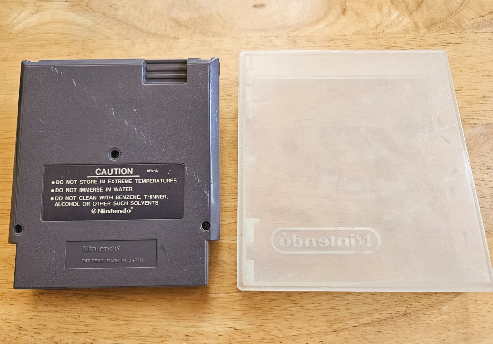 NES – Mike Tyson’s Punch-Out – Nintendo Boxing Video Game & Protective Case