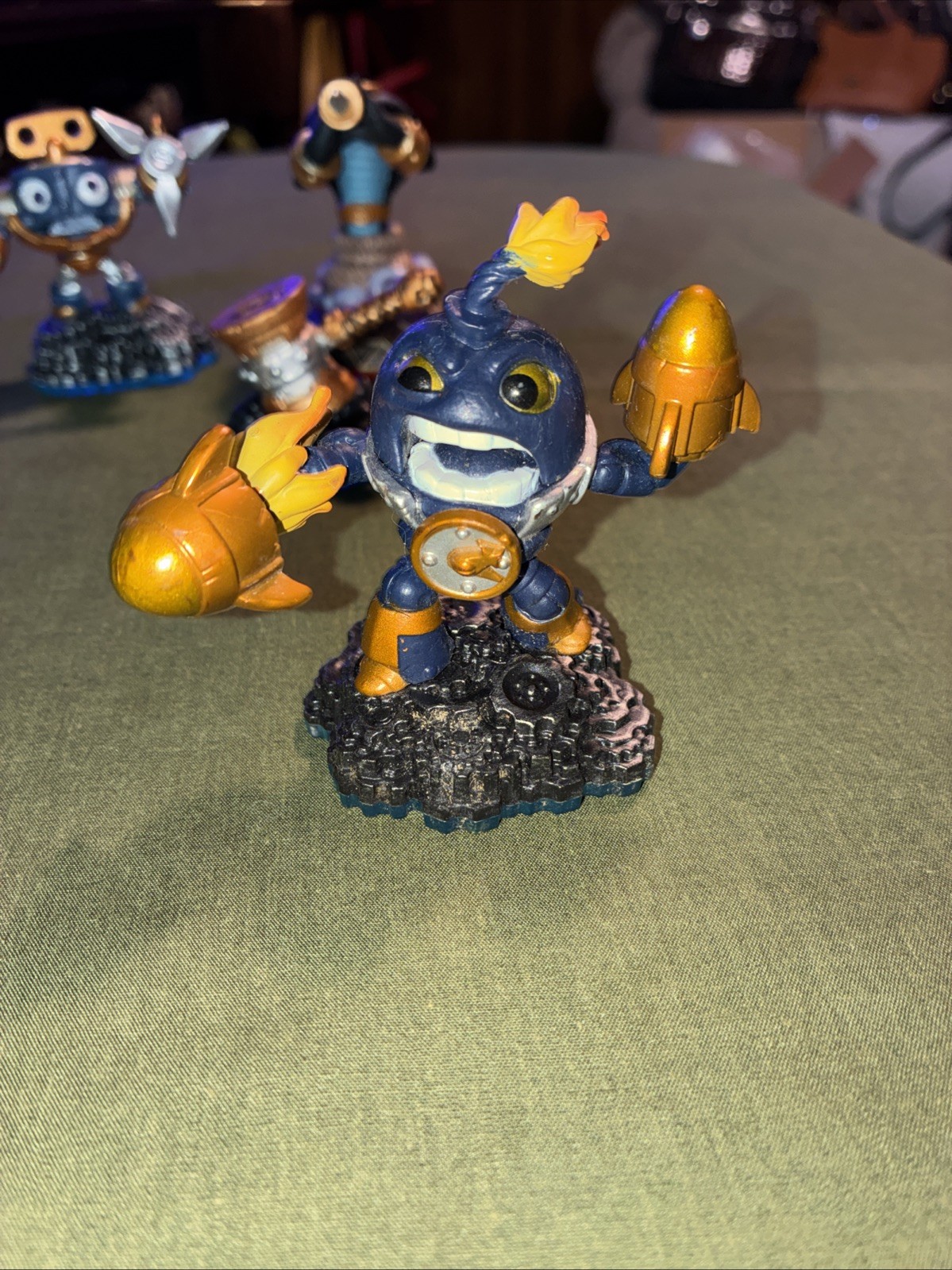 Activision Skylander Swap Force Bronze 3 Figures 1 Trap