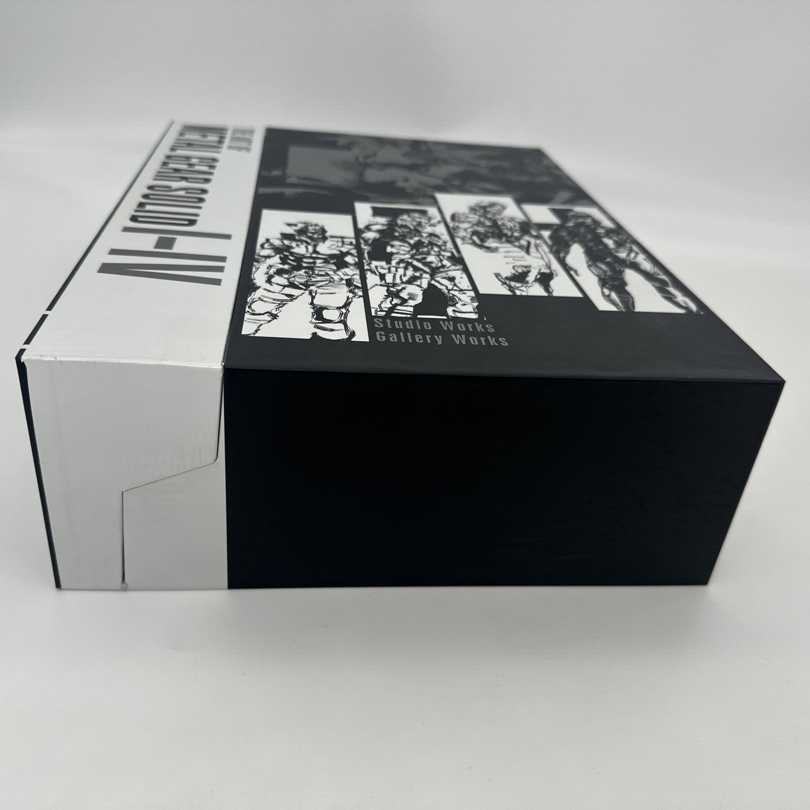 Dark Horse Studio Works & Gallery Works the Art of Metal Gear Solid I-IV
