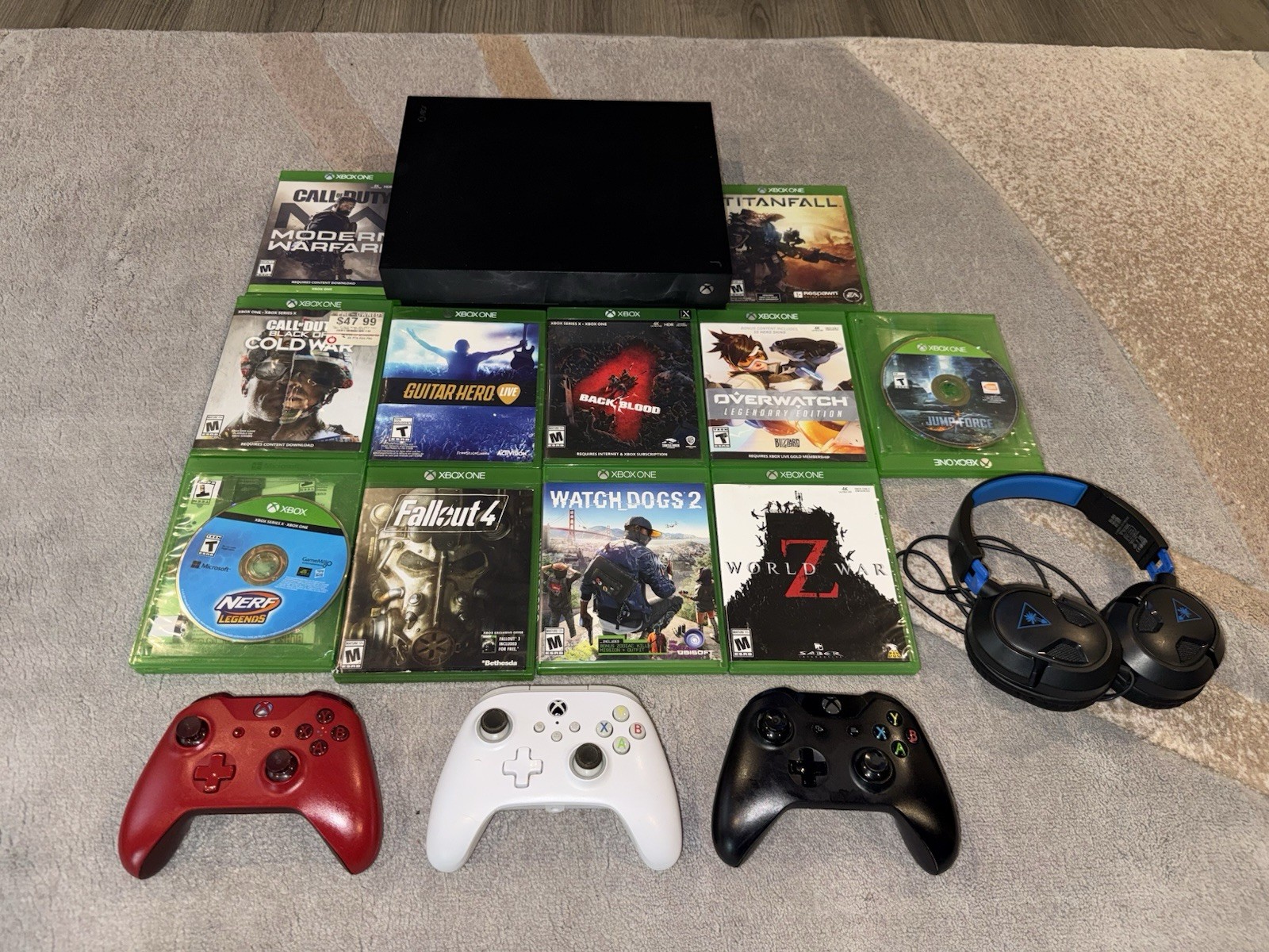Xbox One X 1TB Console Bundle 3 Controllers 11 Games Turtle Beach Headset