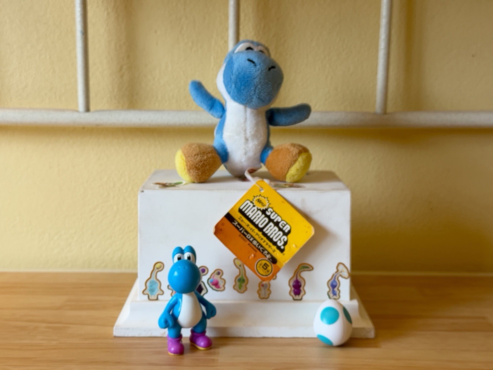 Rare Nintendo New Mario Bros. Blue Yoshi Plush 2007 & JAKKS Pacific Yoshi & Egg