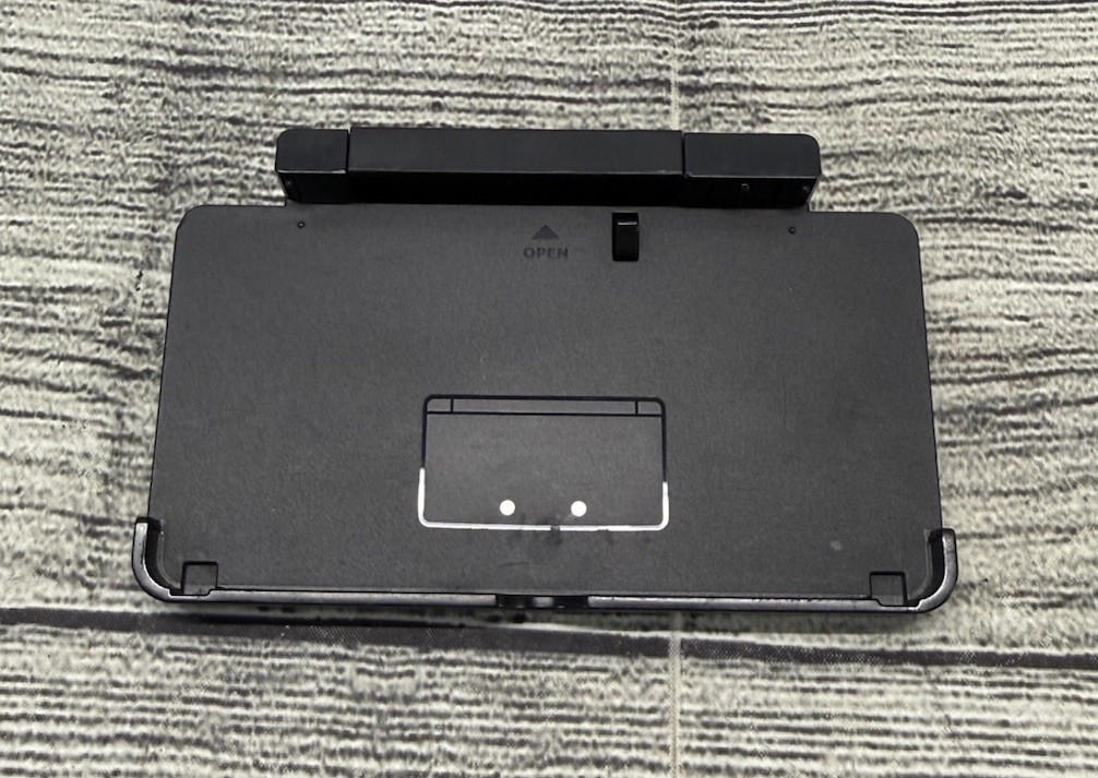 Nintendo 3DS Charging Cradle Dock (CTR-007) OEM
